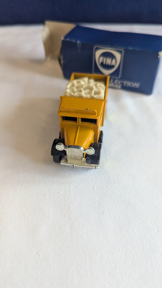 Corgi Cameo Collection Vehicle - Thorley's Morris Truck