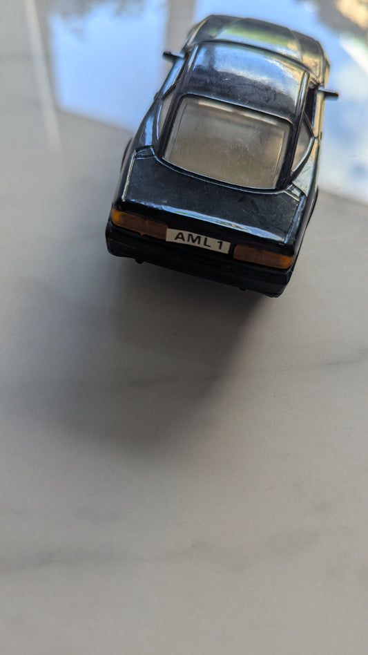 Aston Martin Virage Scale 1.40 Shell Classic Sportscar