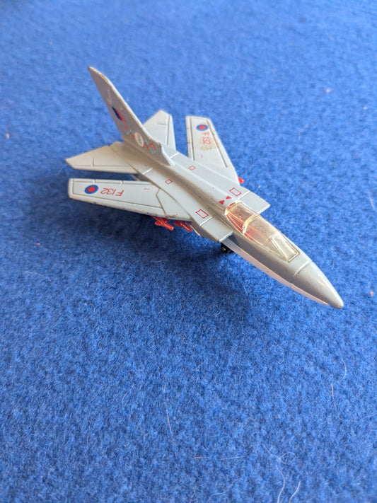 Matchbox 1977 Skybusters Tornado SB22 F132 die cast model