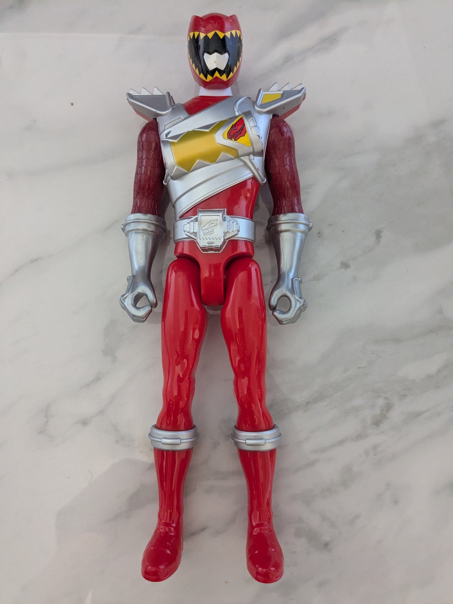 Bandai Power Rangers Dino Super Charge Red Ranger – 12" Basic Figure (2015–2016).