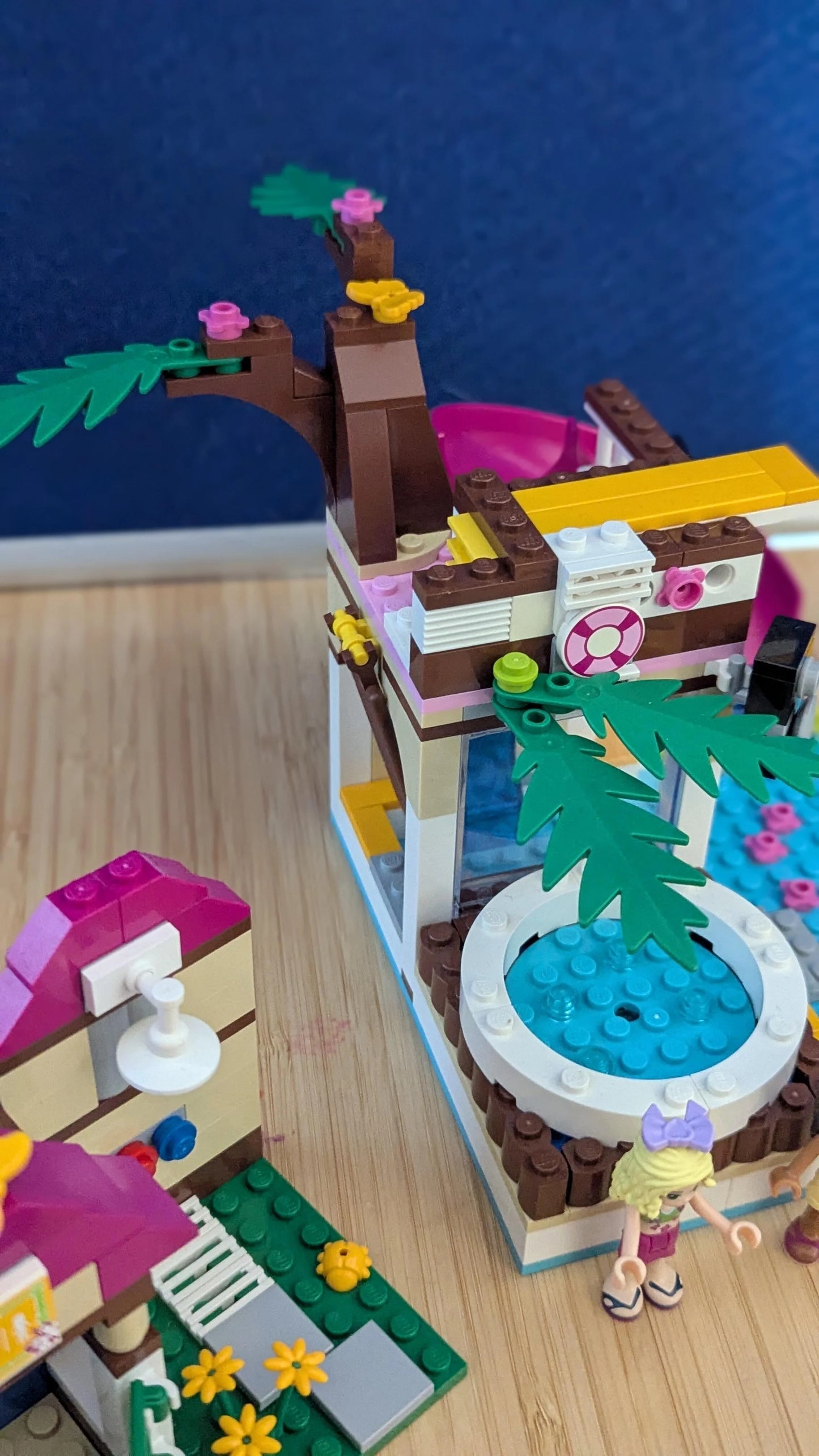 Lego 41008 Friends Heartlake City Pool