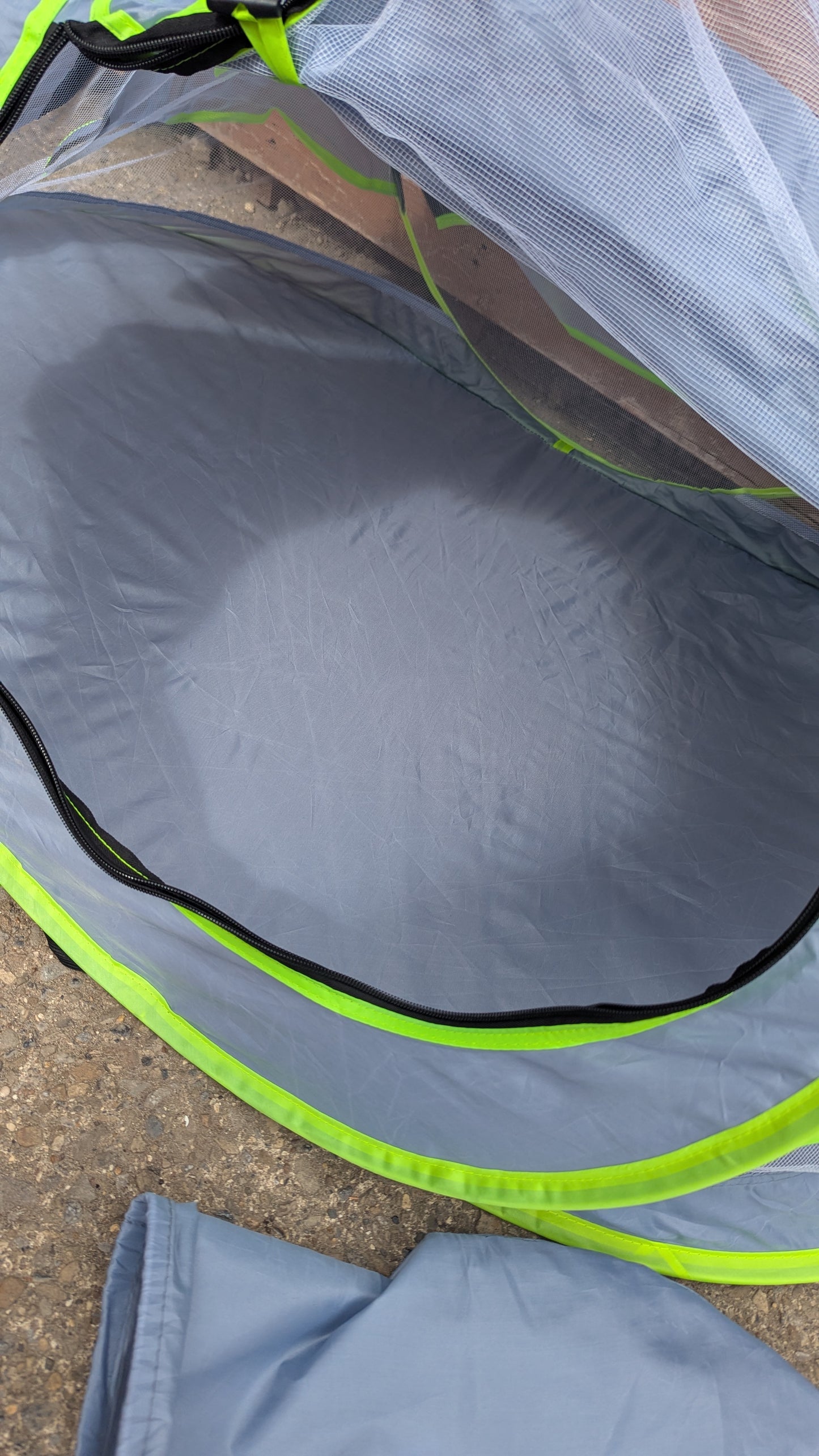 Green Baby/Toddler Pop up UV Tent