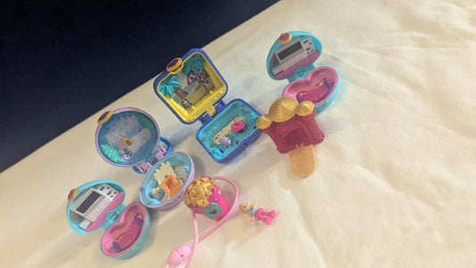 Mattel Polly Pocket Hidden Hideouts Bundle GTM63, GTM64, GCN07 (x2)