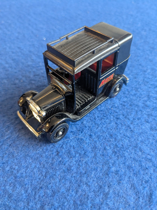 Lledo "Days Gone" 1933 Mars Promotional Austin Taxi die cast model