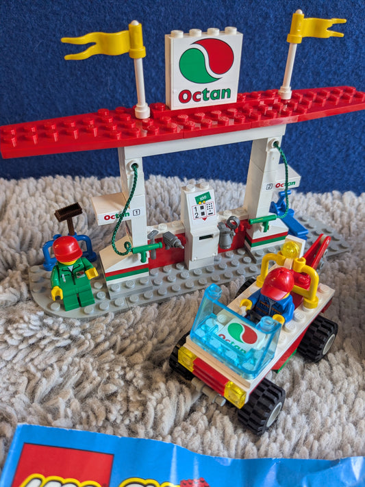 Lego System 6562 City Gas Stop Shop Petrol Station & Tanker