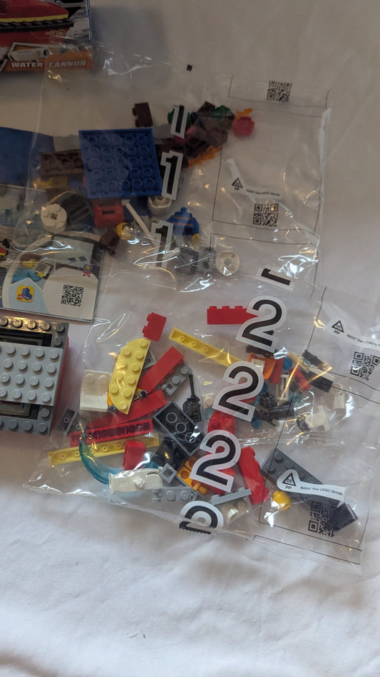 60213 LEGO City Dock Side Fire