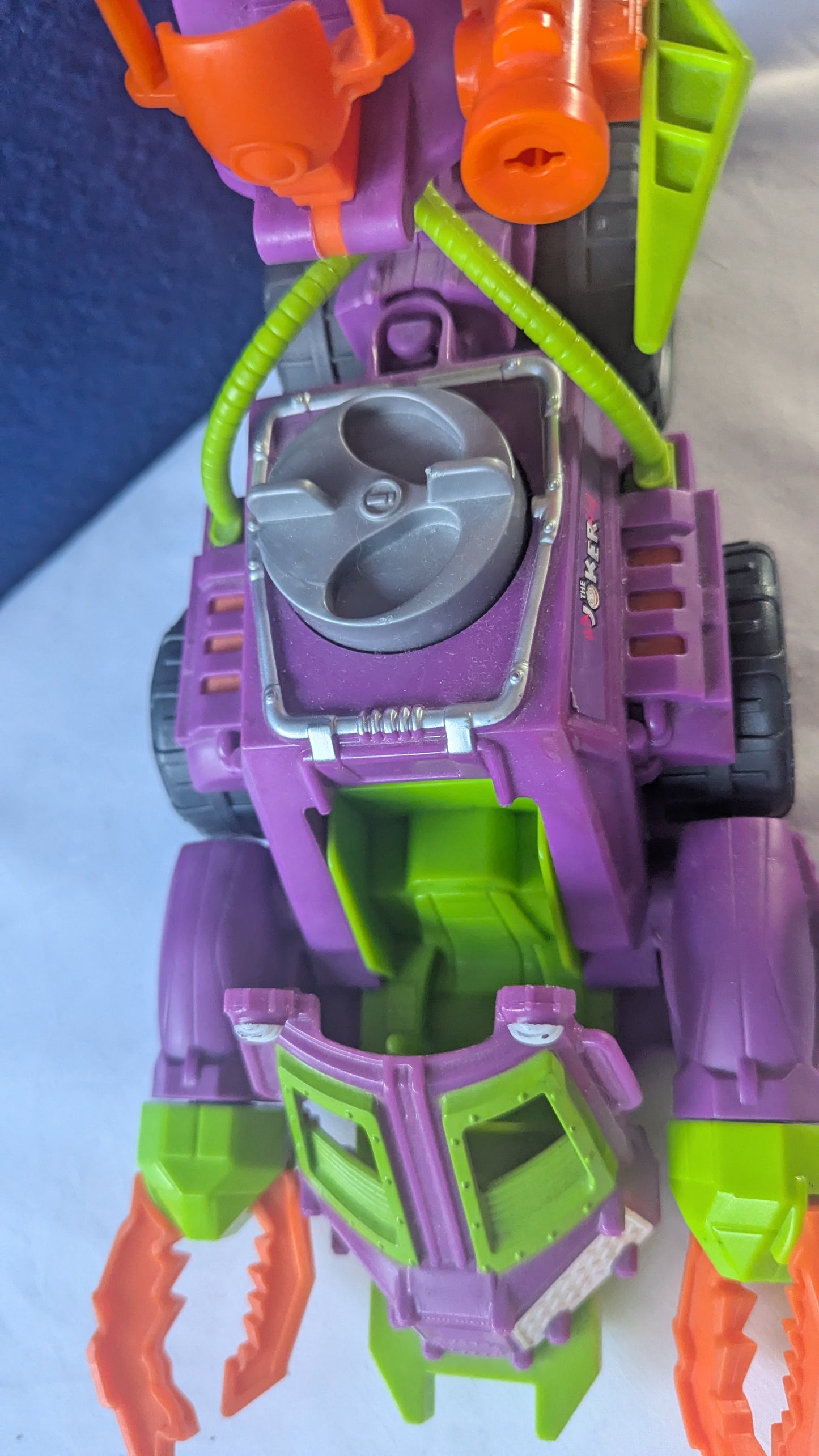 Imaginext DC Super Friends Joker Scorpion Battle Tank