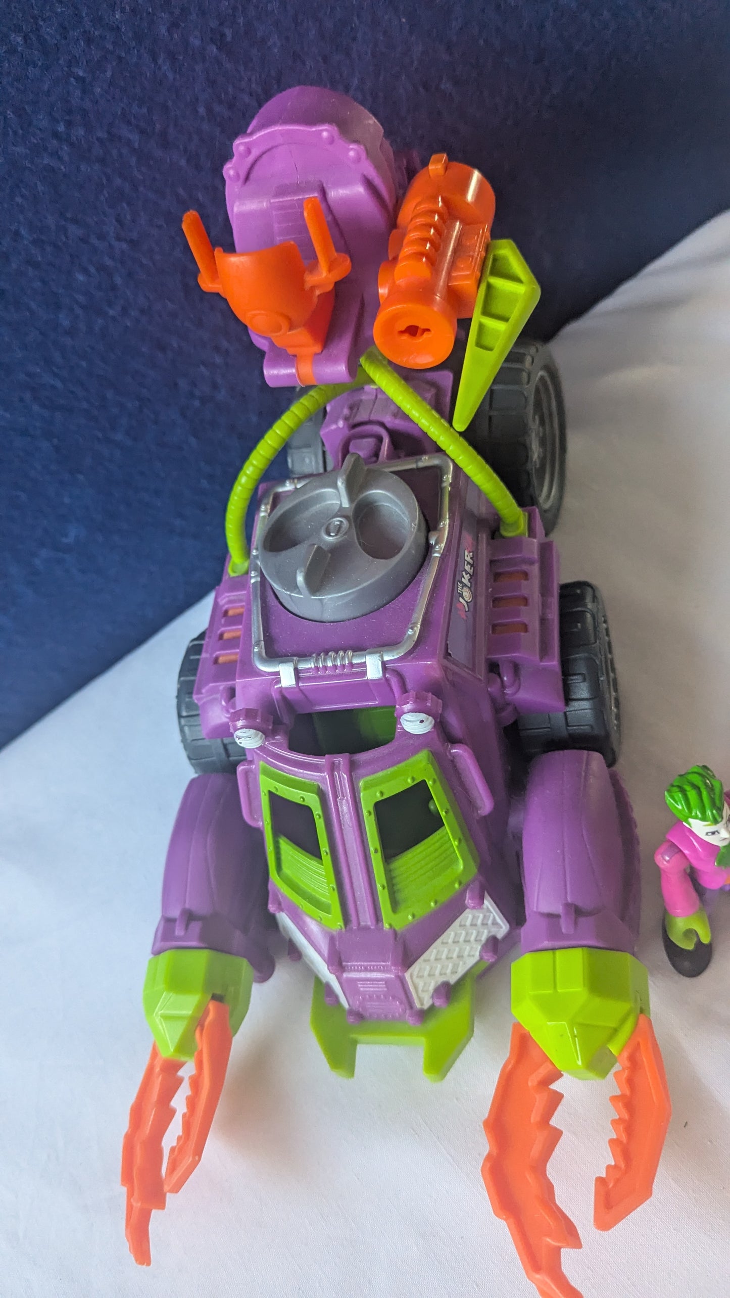Imaginext DC Super Friends Joker Scorpion Battle Tank