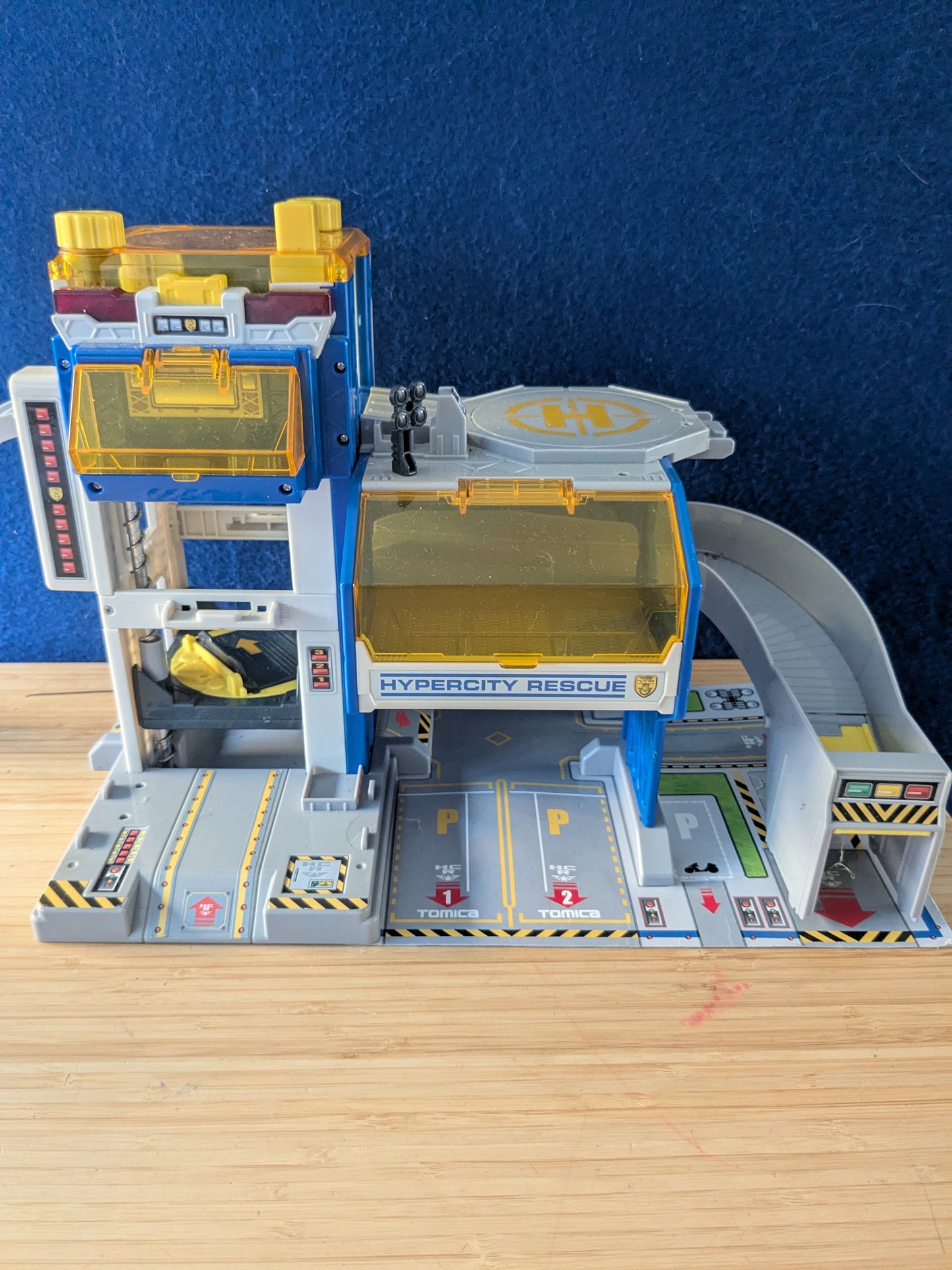 Tomy Tomica Hypercity Police HQ