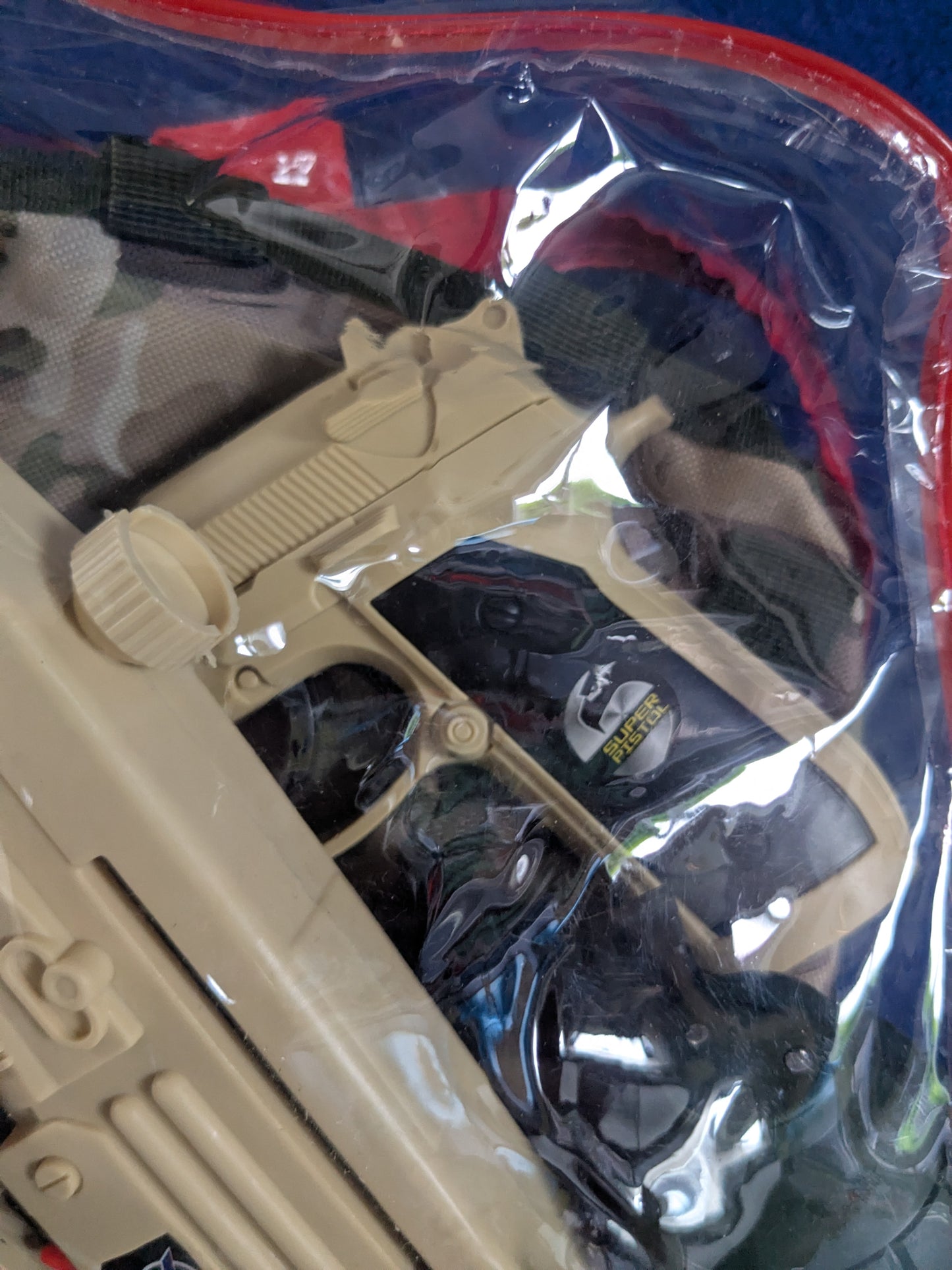 Army Chaowing 17 piece Kids Army Equipment & Bag
