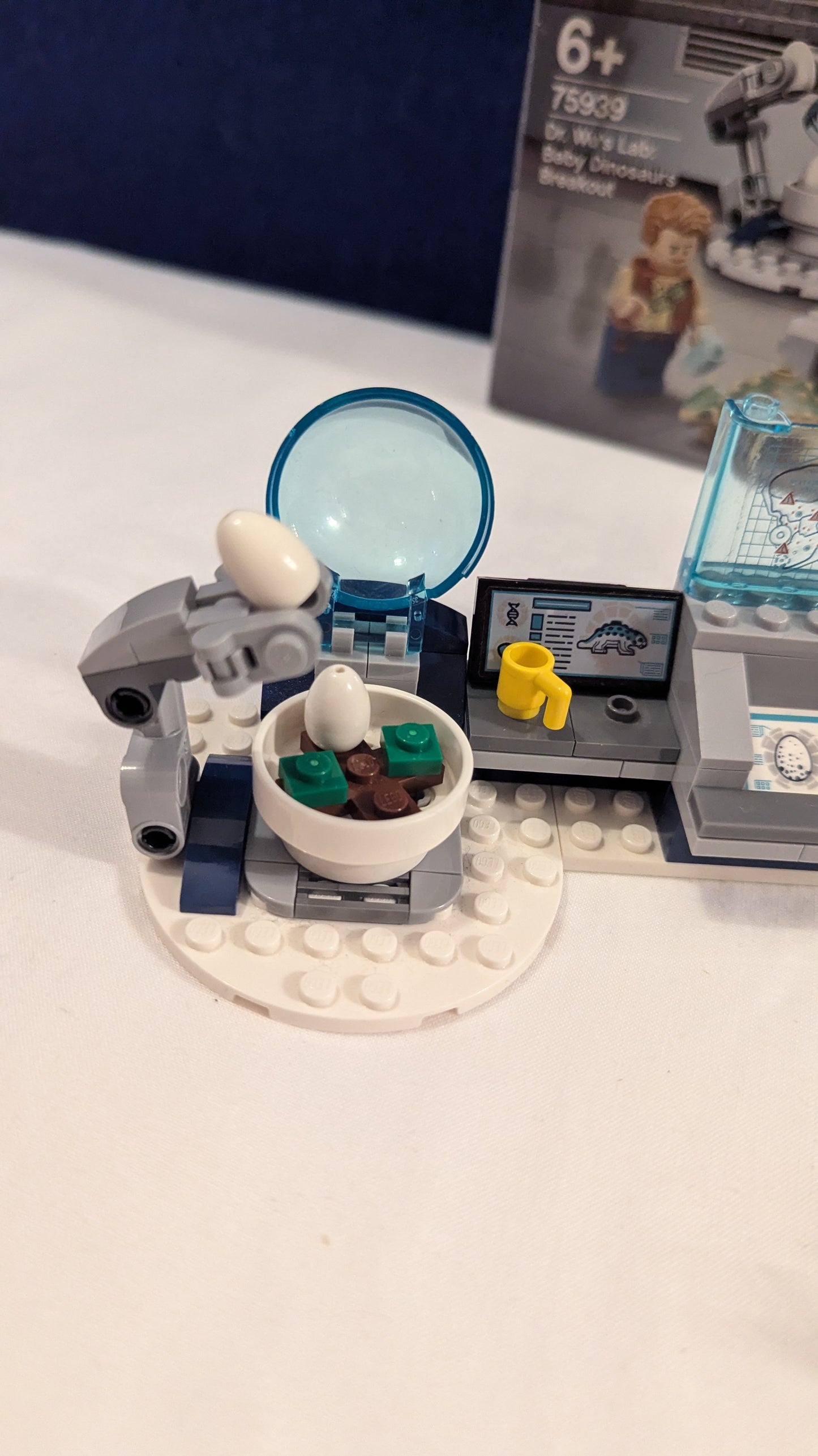 Lego Jurassic World 75939 Dr Wu's Lab: Baby Dinosaurs Breakout