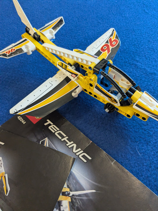 Lego Technic 42044 Display Team Jet