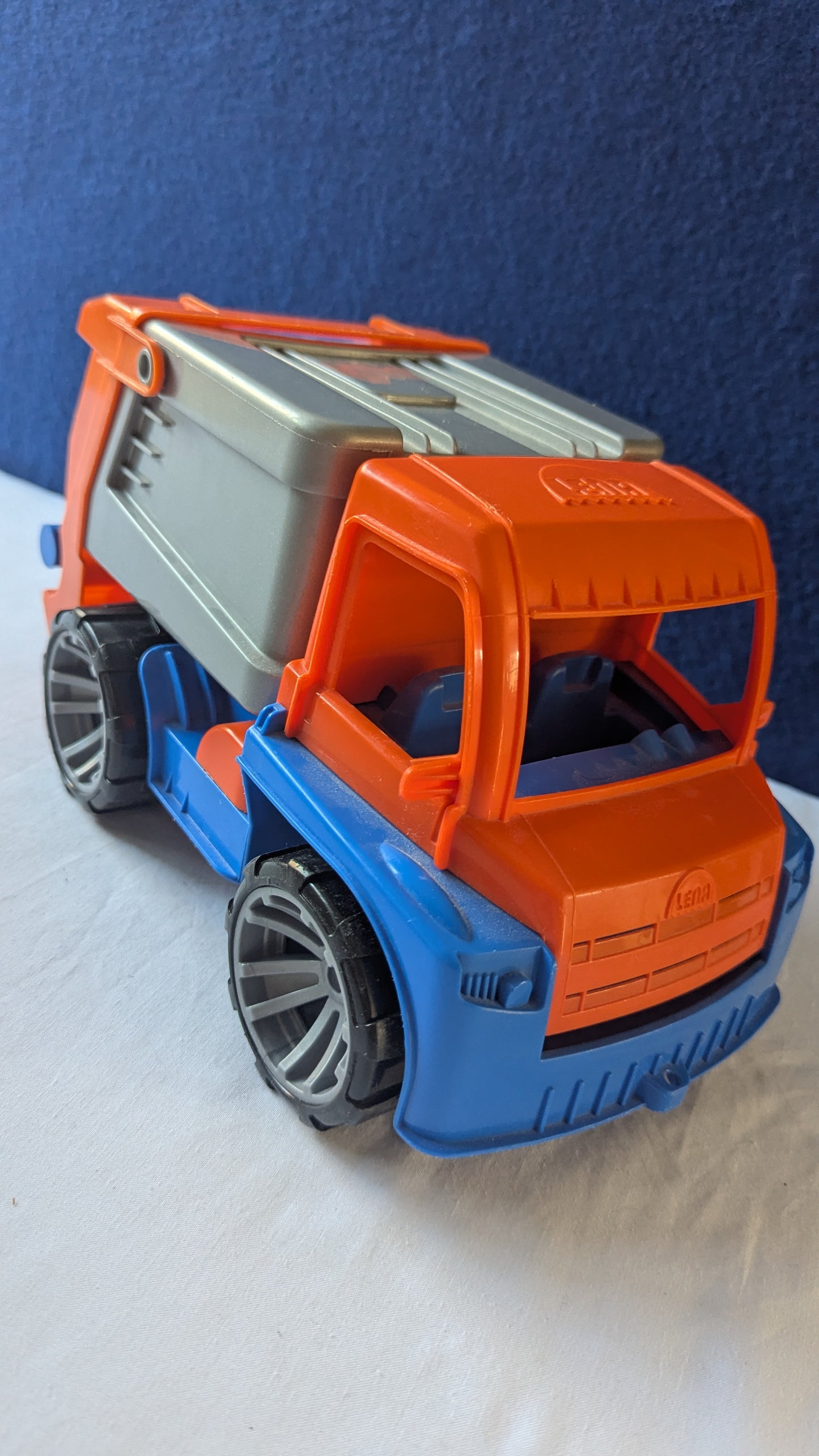 Lena Refuse/Garbage Truck
