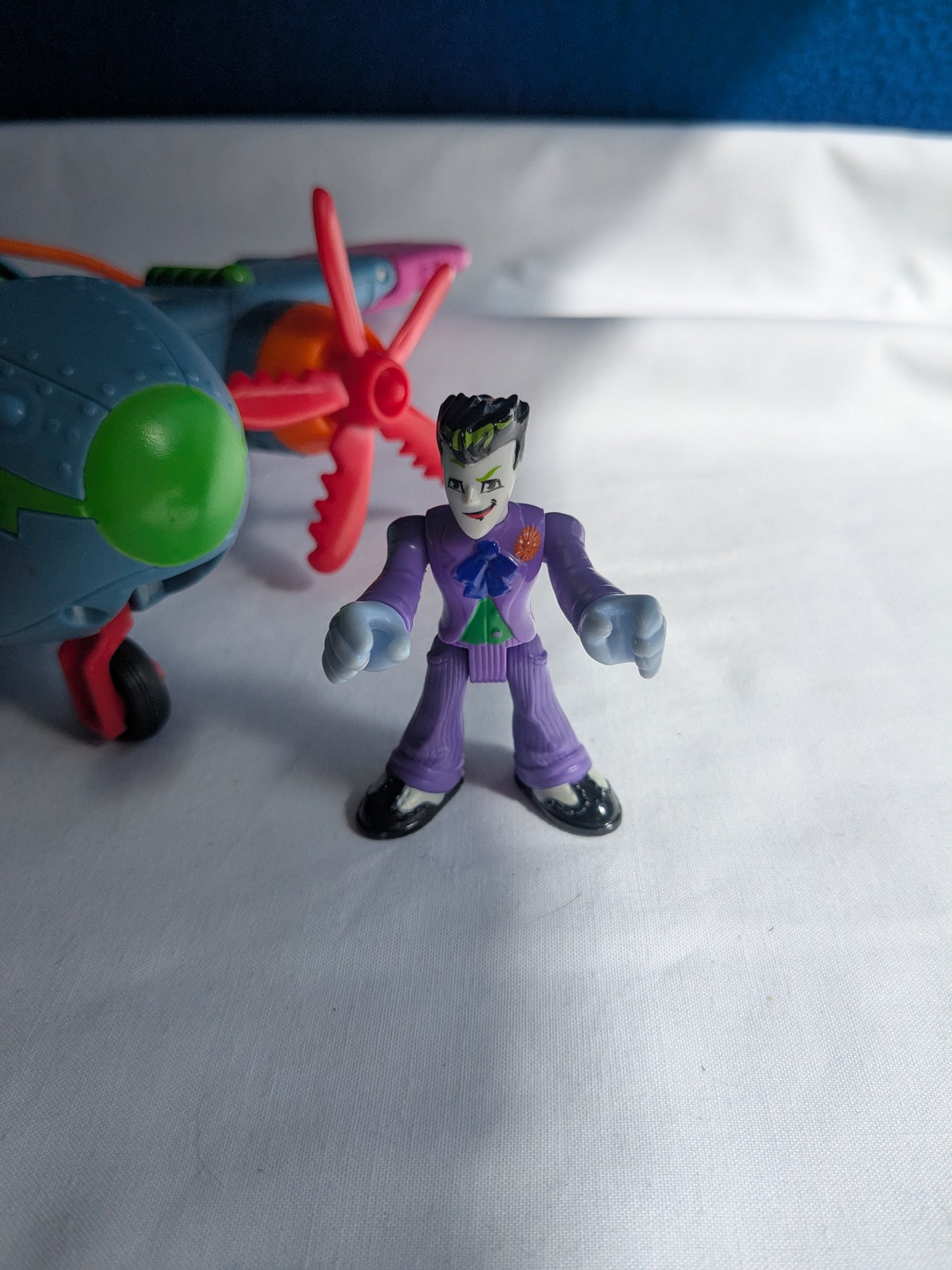 Imaginext DC Super Friends Gotham City Das Joker-Flugzeug