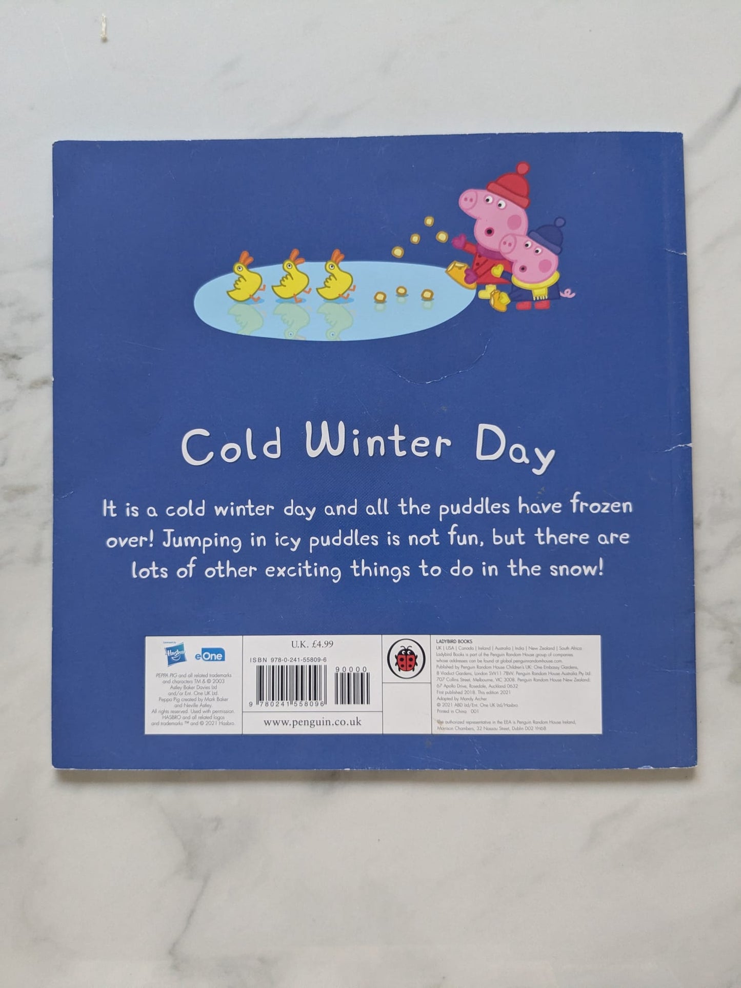 Peppa Pig Cold Winter Day Paperback