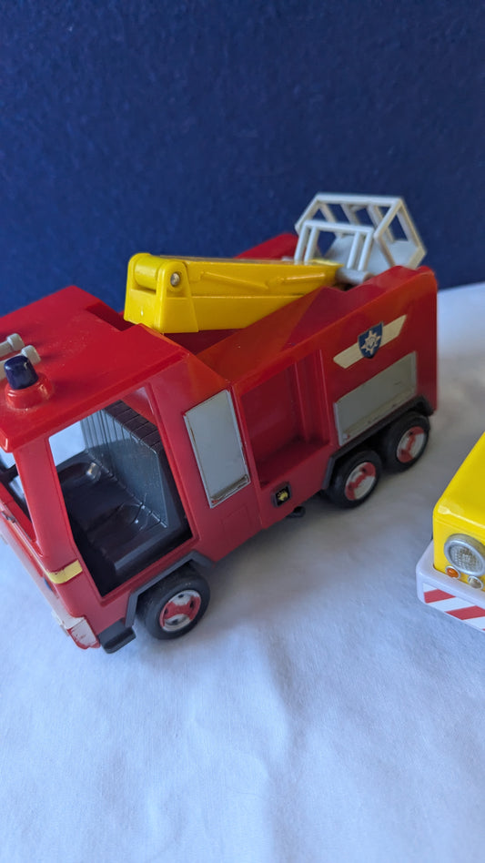 Fireman Sam fire truck & mountain vehicle