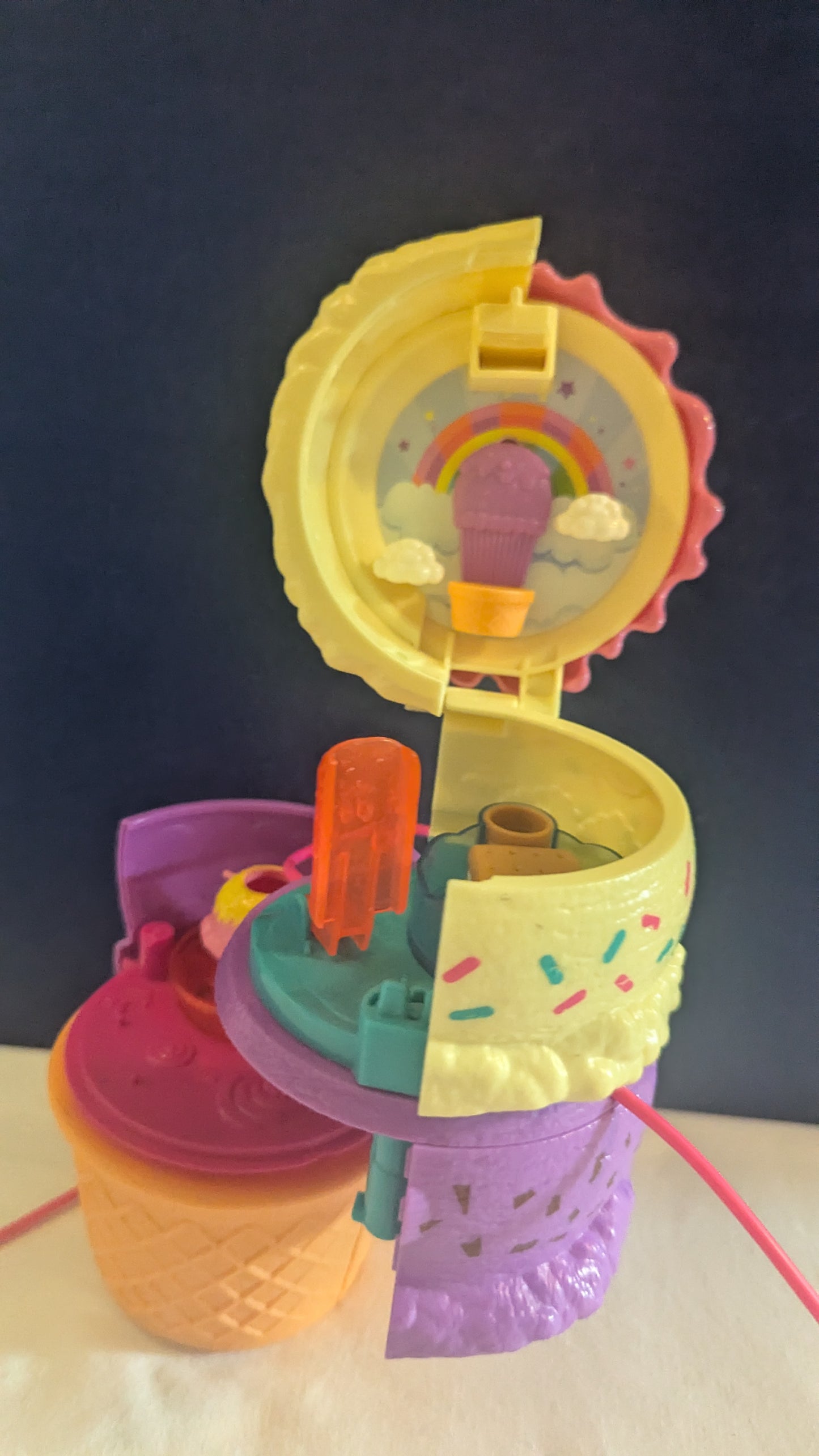 Mattel Polly Pocket Spin n Surprise Ice Cream Playset HBF15