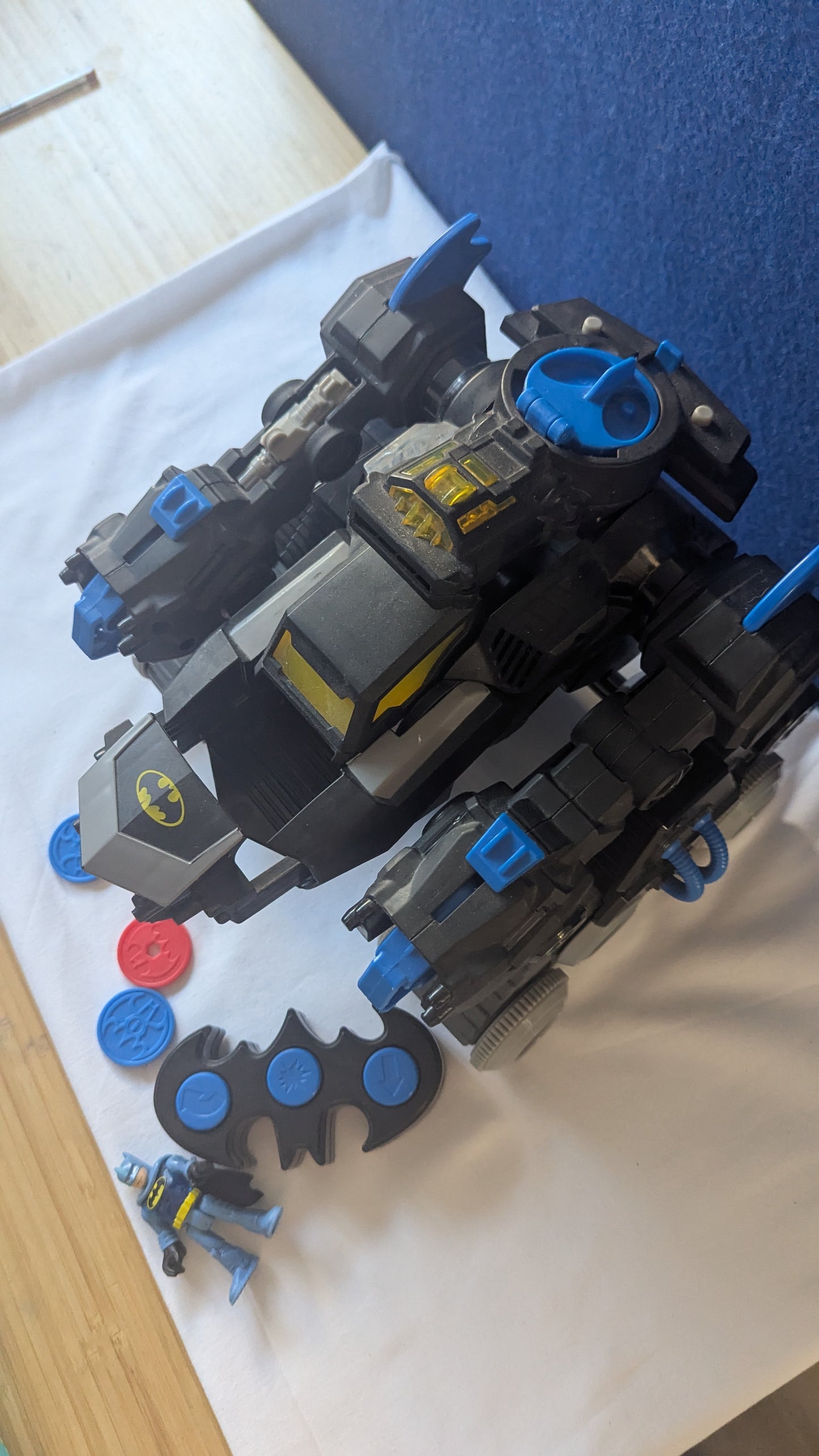 Imaginext DC Super Friends Remote Control Transforming Batbot