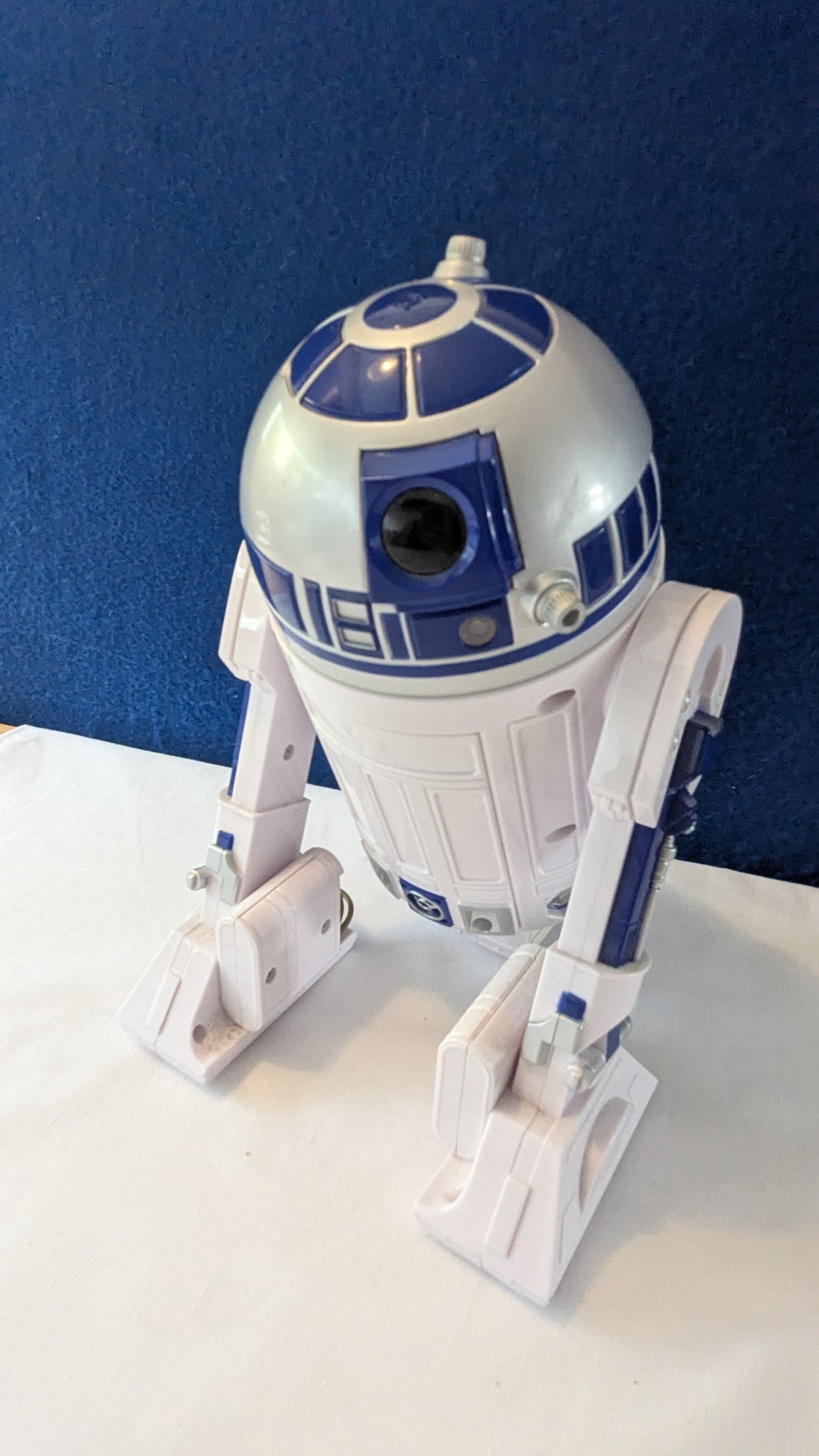 Disney Store Star Wars IV: A New Hope R2-D2 Droid