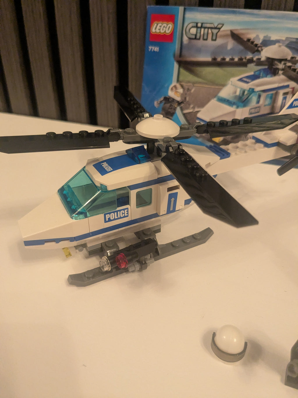 City 7741 Police Helicopter (German Variant)