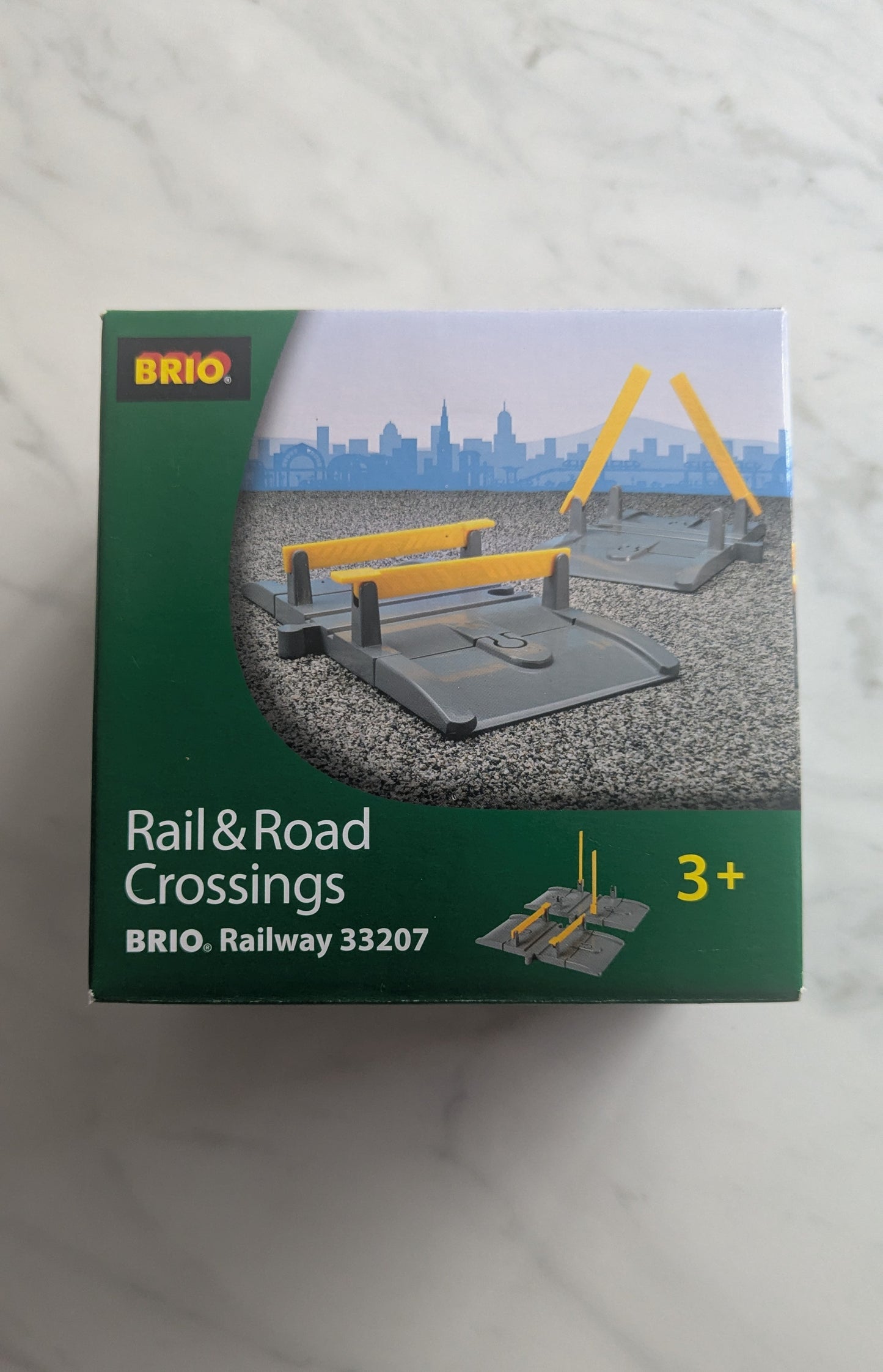 33262 Rail & Road Crossing