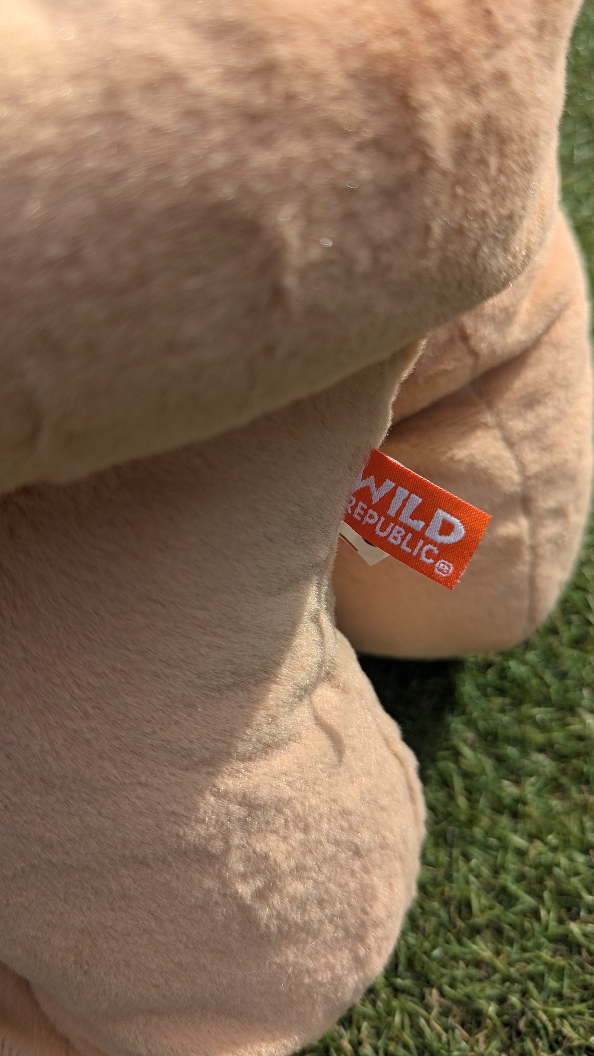 Wild Republic Jumbo Lion Plush Giant Stuffed Animal