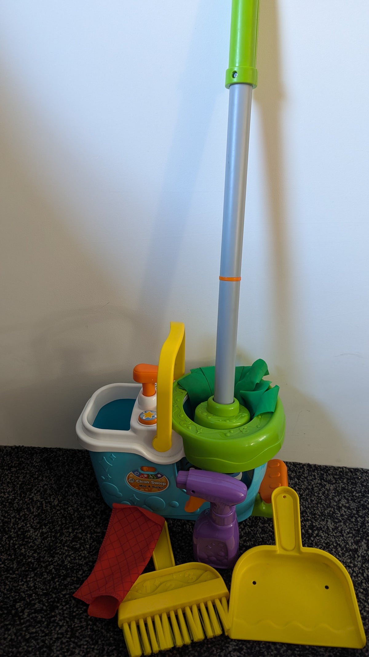 Clean Sweep Mop & Bucket