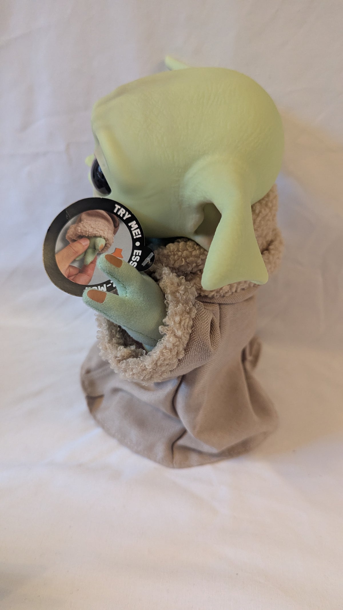 Star Wars Mandalorian HBX33 The Child Plush (with sounds) & Fabric Bag