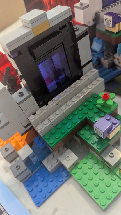 Lego Minecraft 21172 The Ruined Portal