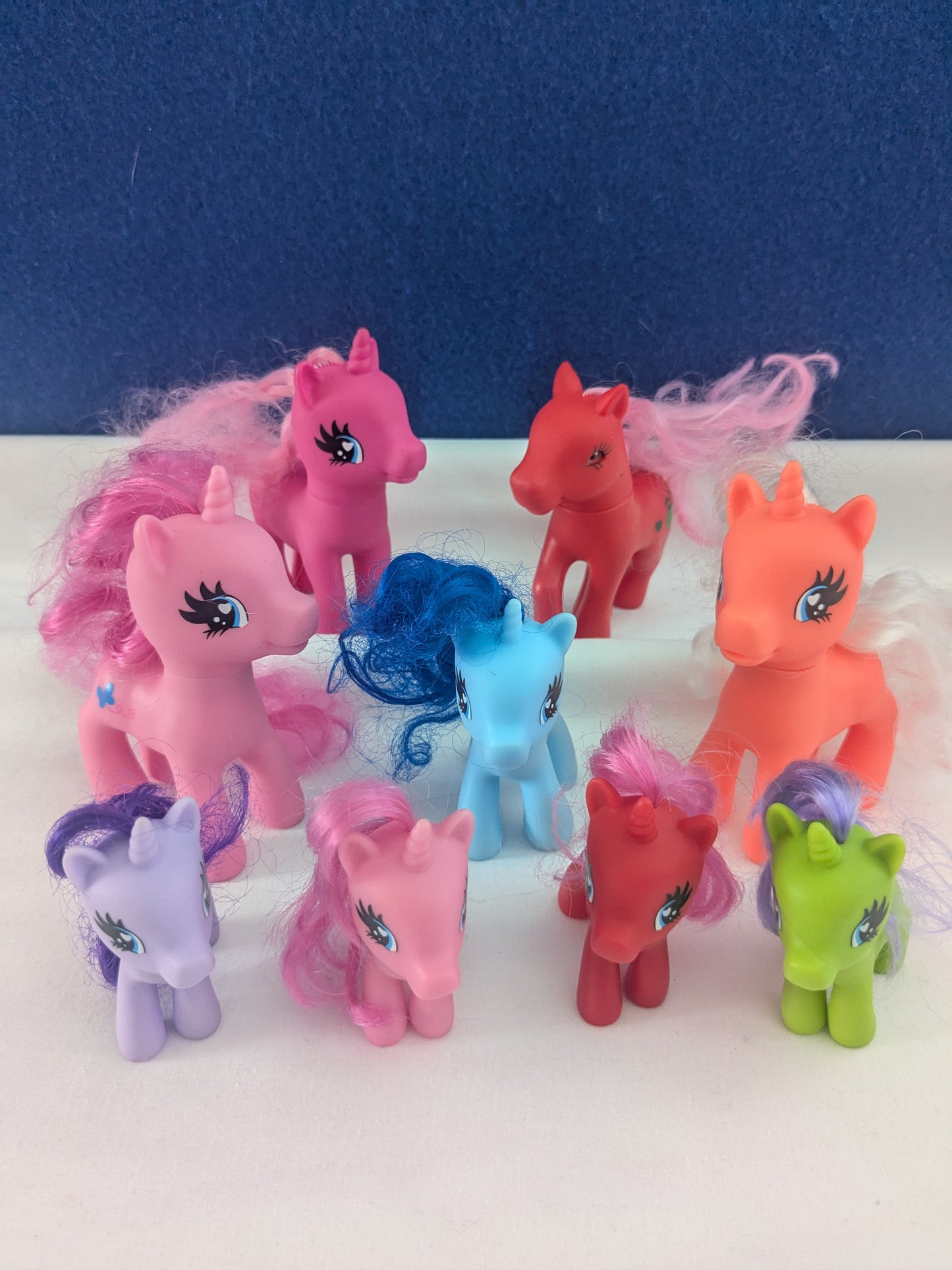 Bundle of play ponies