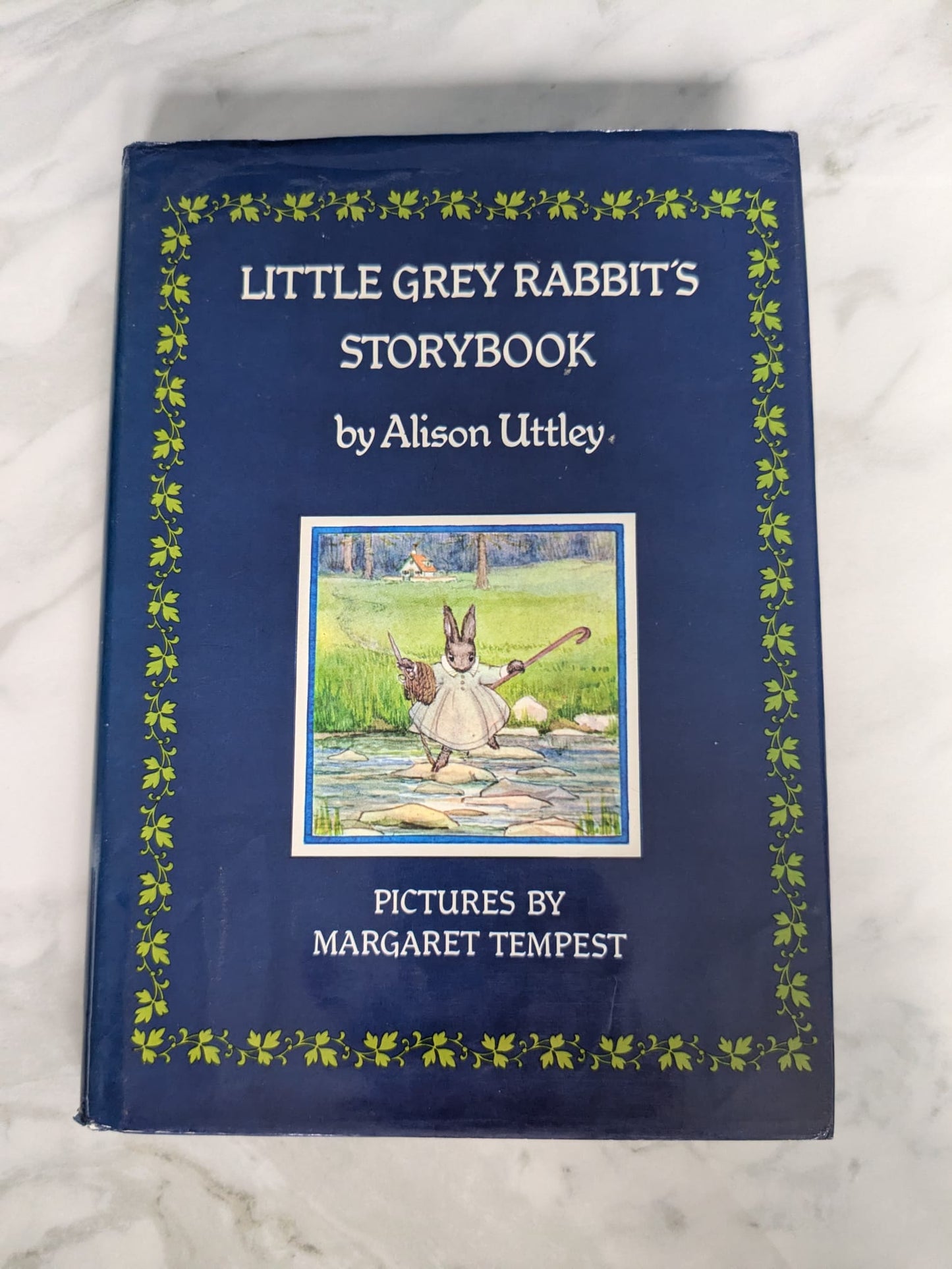 Little Grey Rabbit's Storybook - Alison Uttley