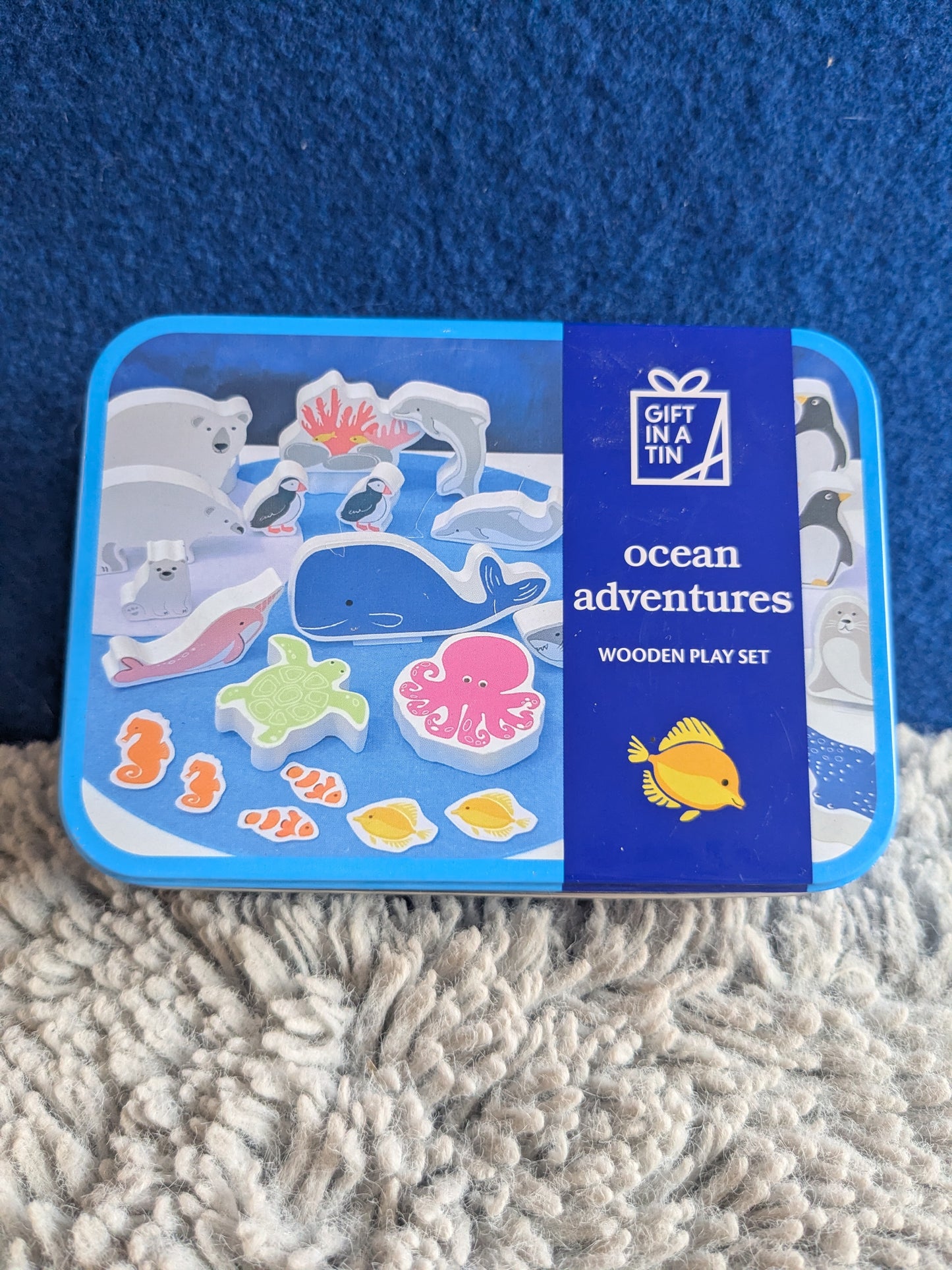 Gift in a Tin: Ocean Adventures Wooden Playset
