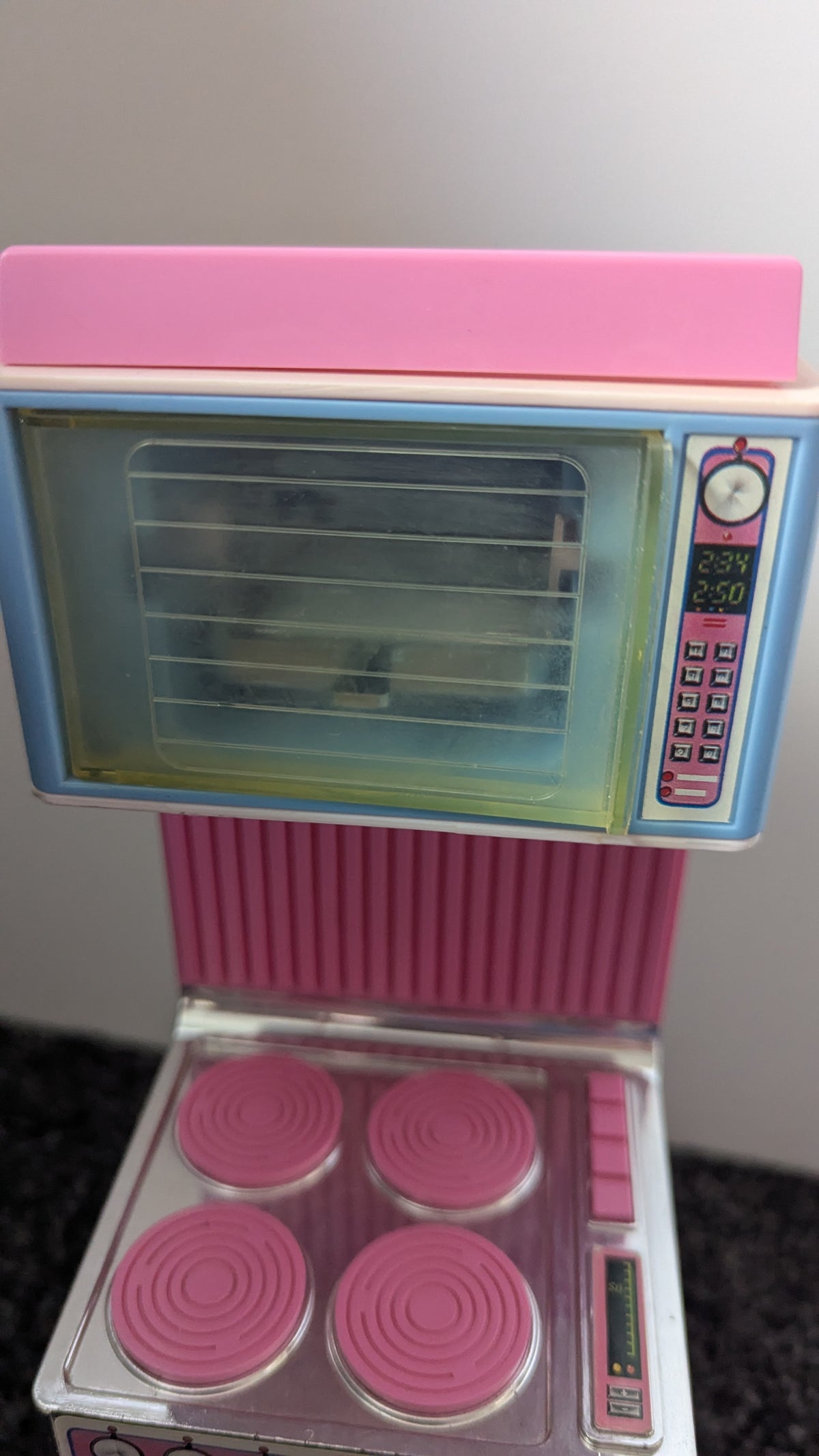Vintage Sindy Kitchen, Cooker, Fridge & Accessories