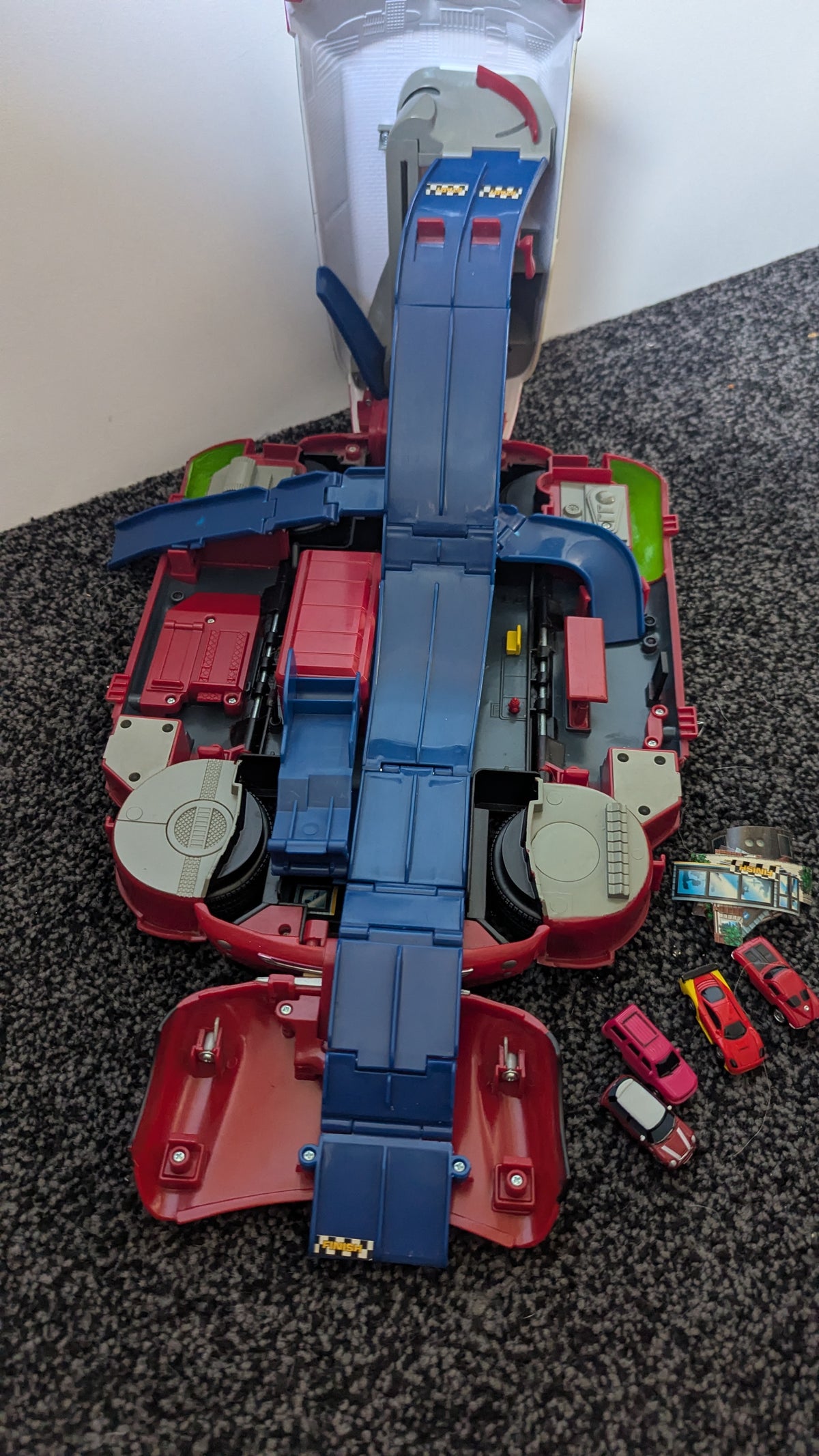 Speedeez Mini Cooper S Race City Playset