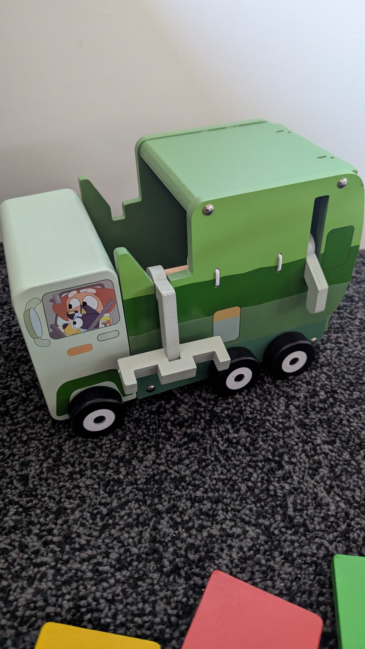Bluey Garbage Vehicle