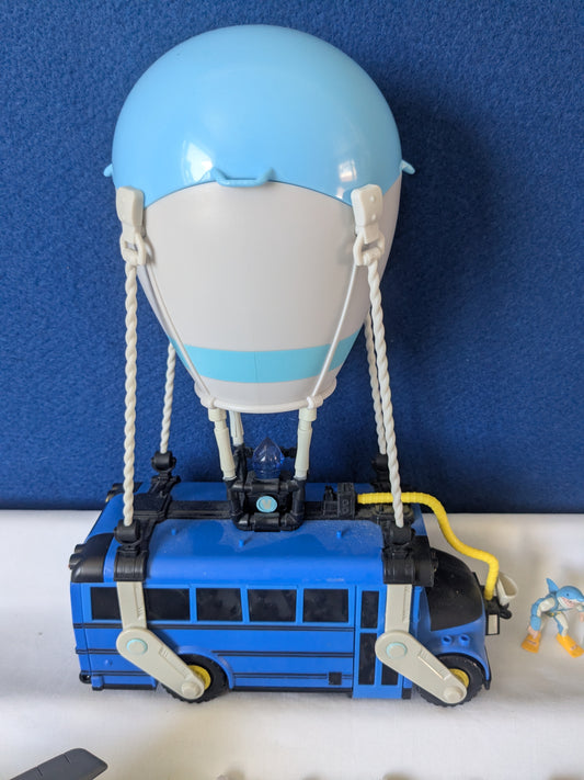 Fortnite Battle Royale Collectible Mini Figures Bundle, Deluxe Battle Bus & X-4 Stormwing Plane