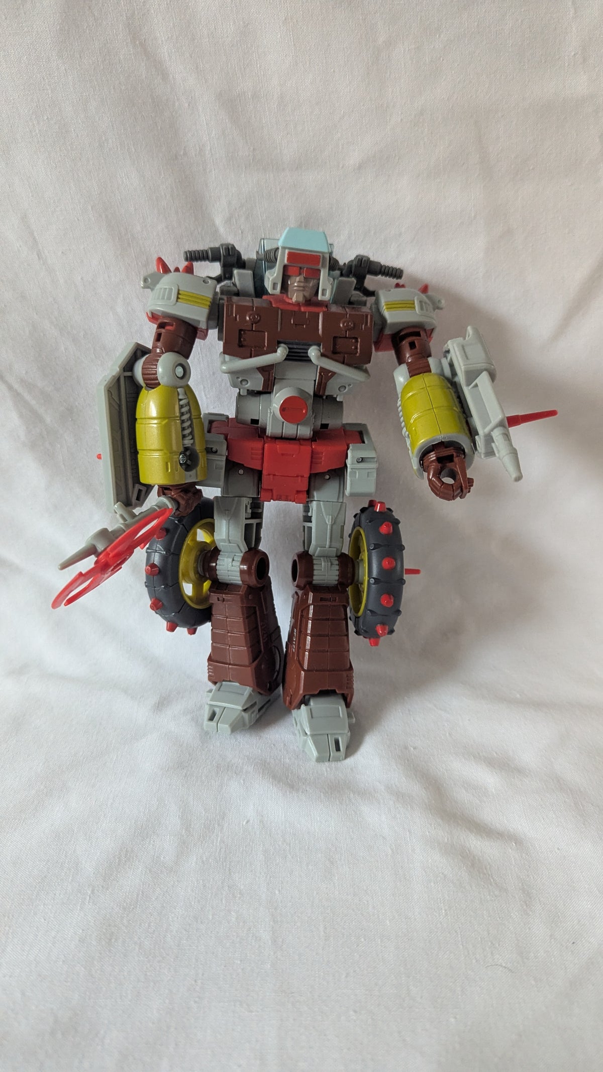 Transformers Studio Series 86-14 Voyager Class Junk Heap Action Figure