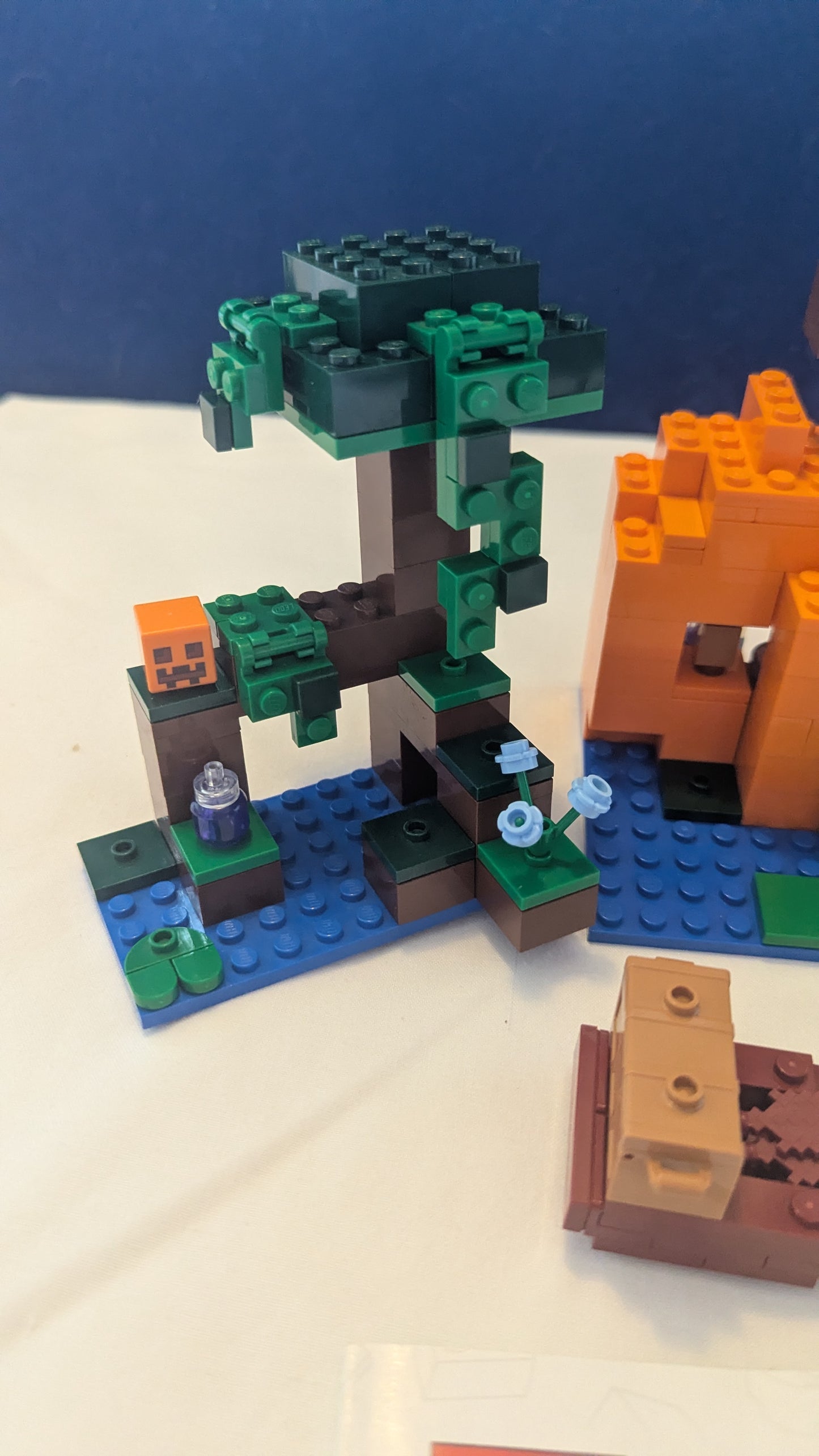 Lego Minecraft 21248 The Pumpkin Farm