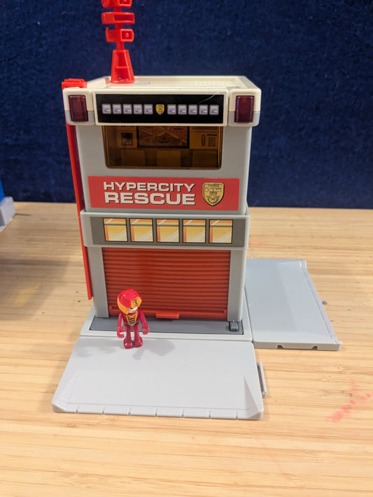 Tomy Tomica Hypercity Fire Station