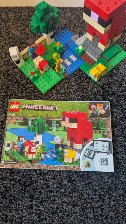 Lego Minecraft 21153 The Wool Farm