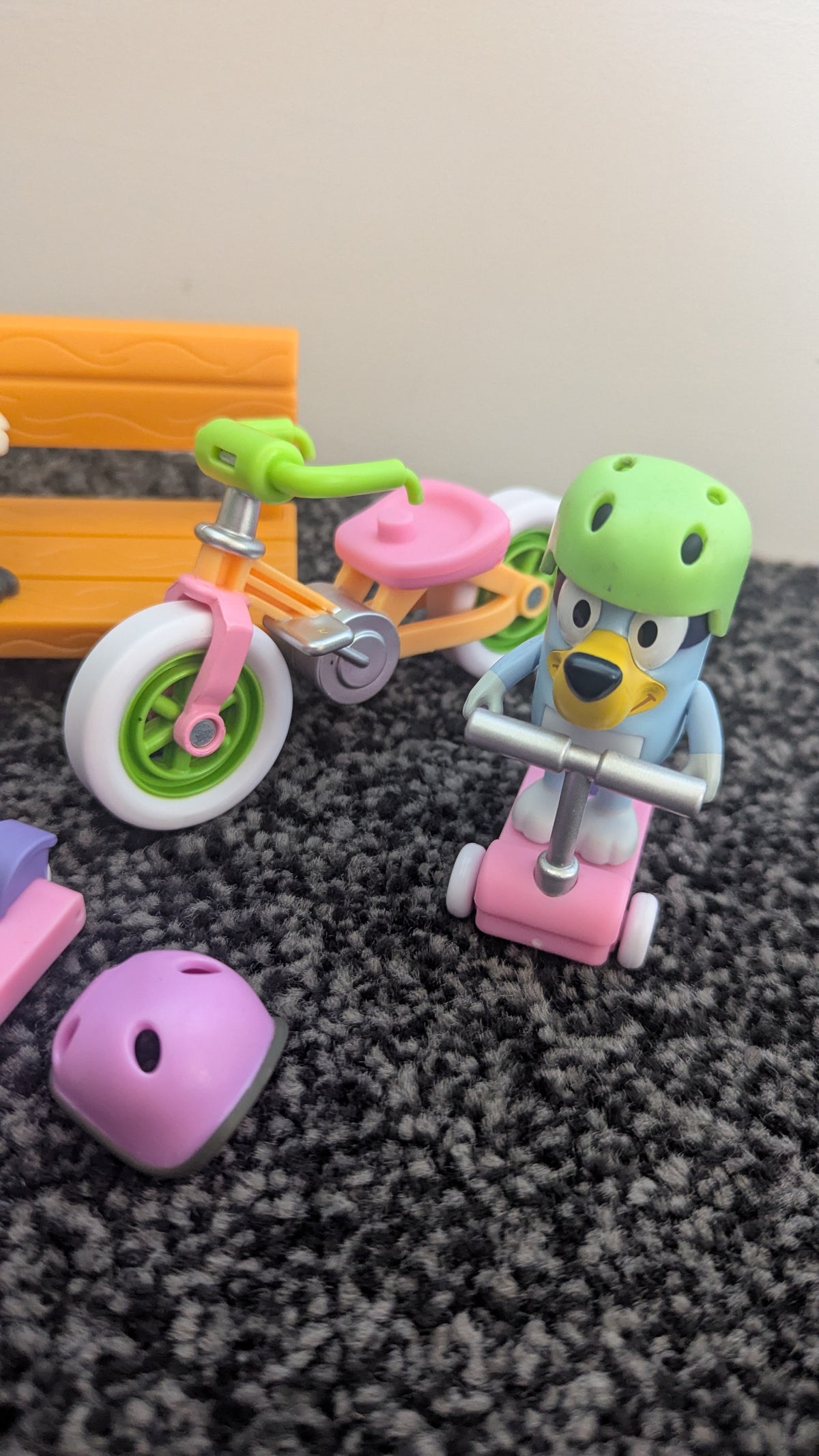 Bluey - Bluey's Bicycle and Scooter Fun Set