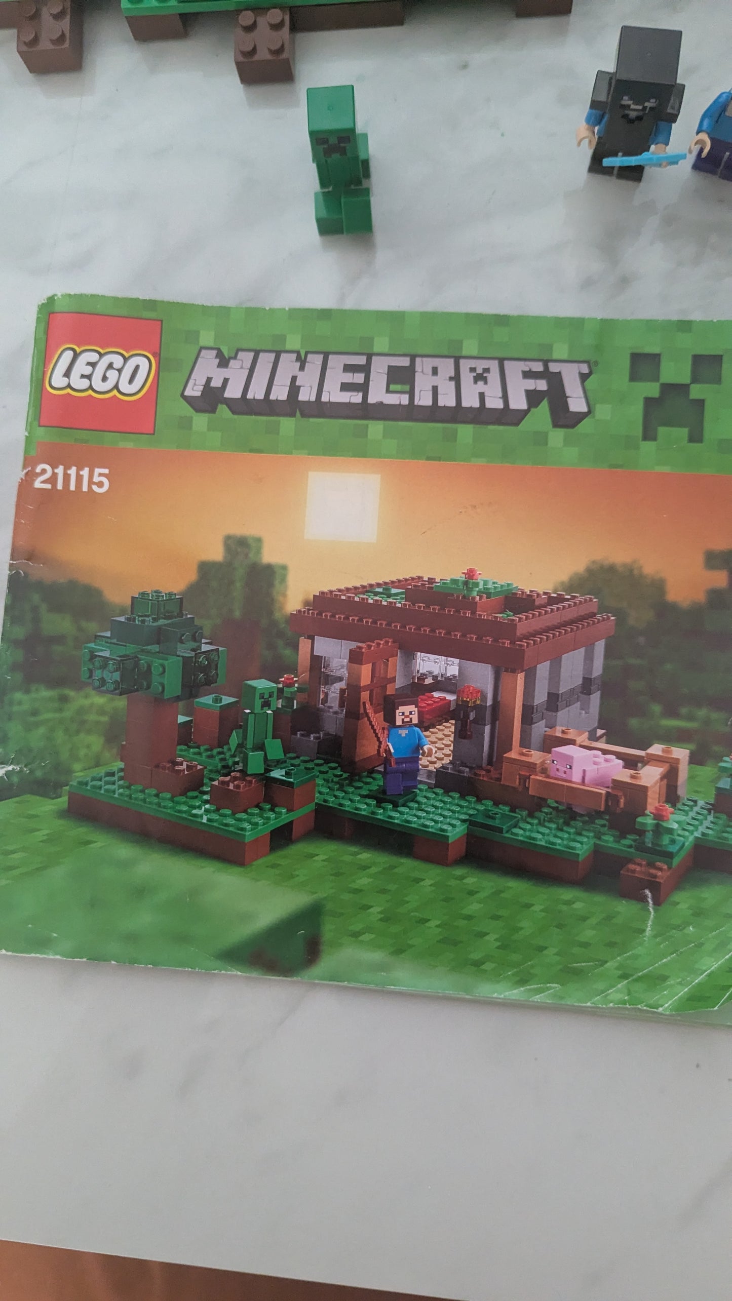Lego Minecraft 21115 The First Night