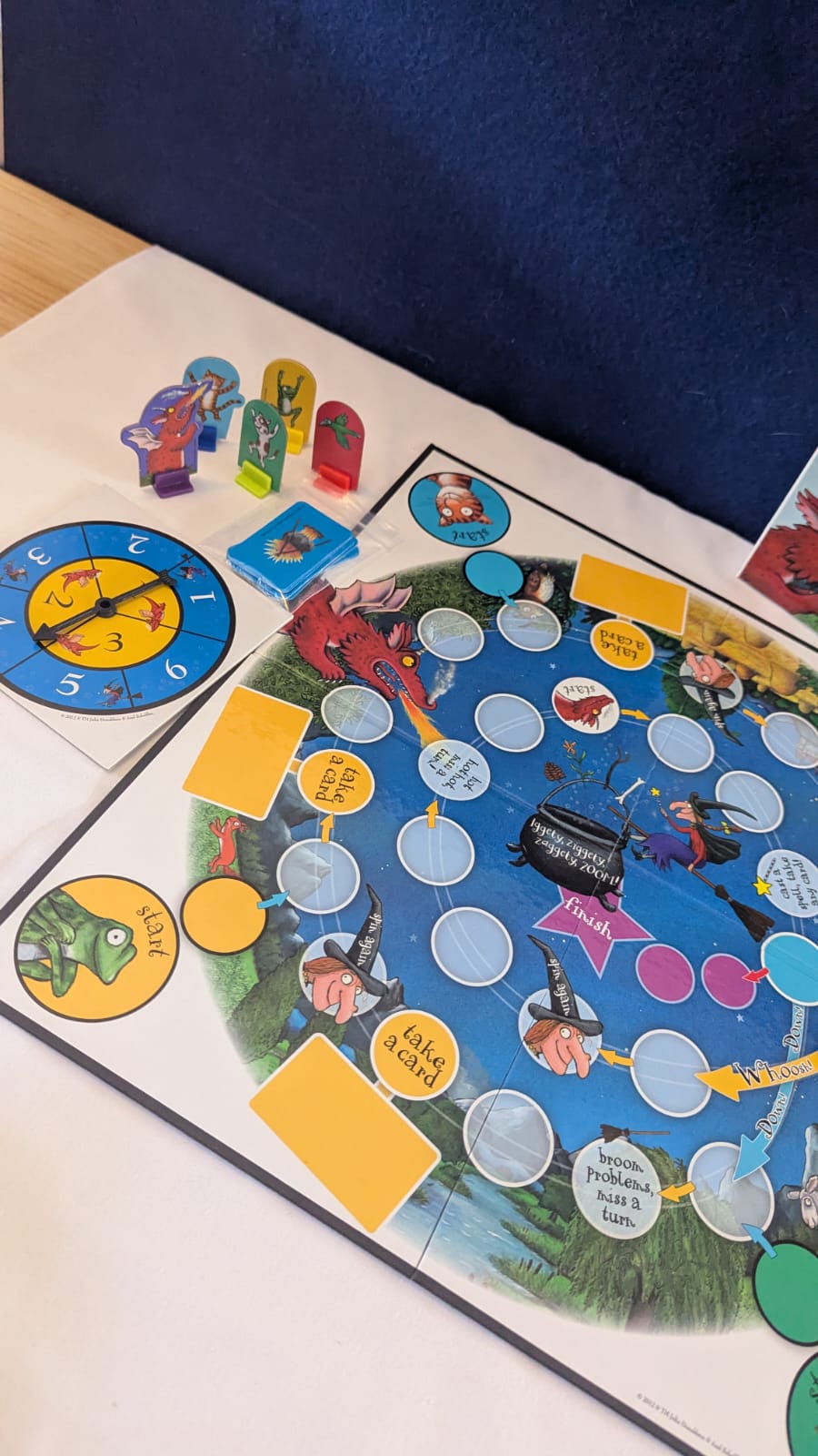 Room on the Broom: Dragon Chase Board Game