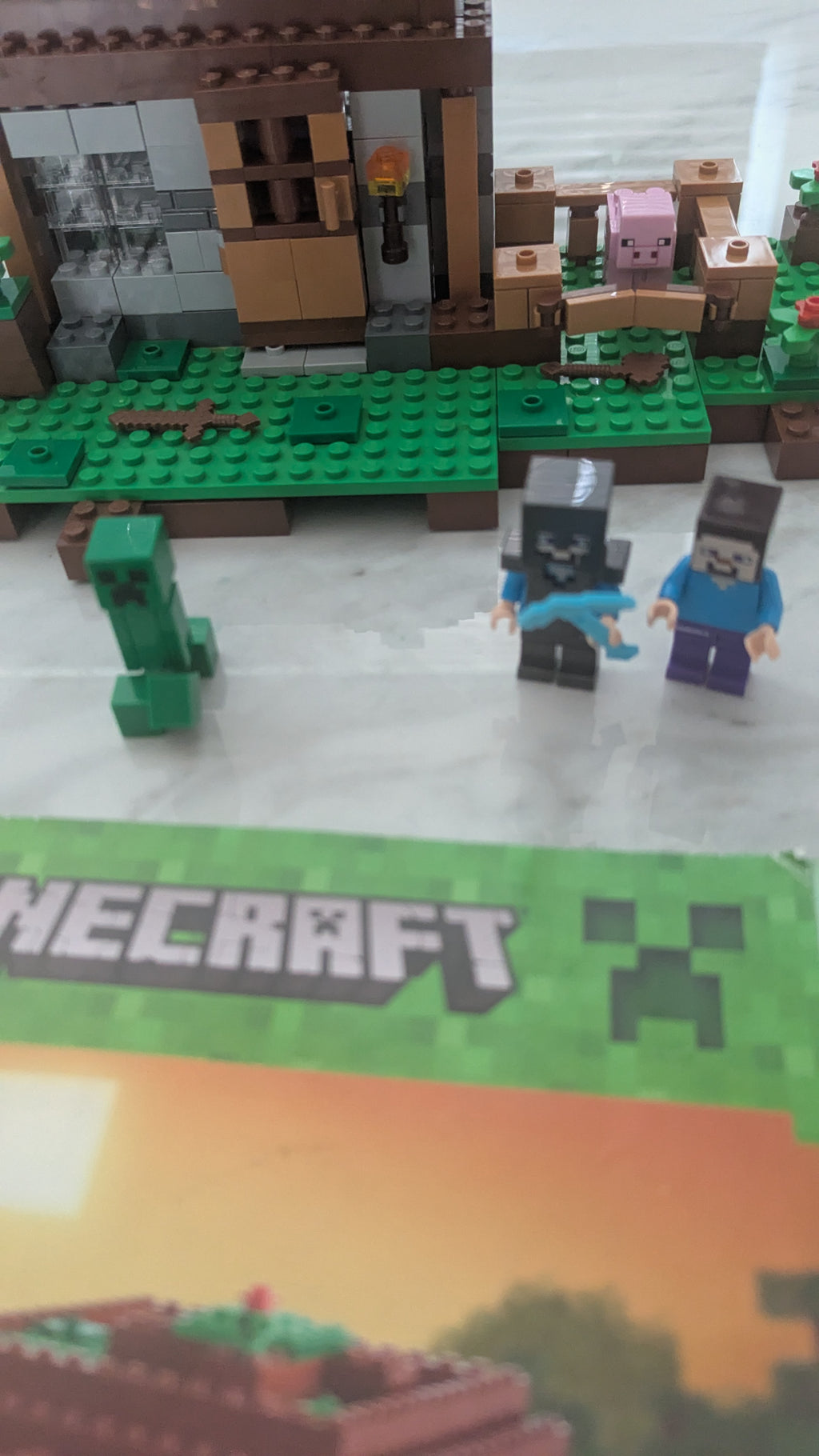 Lego Minecraft 21115 The First Night