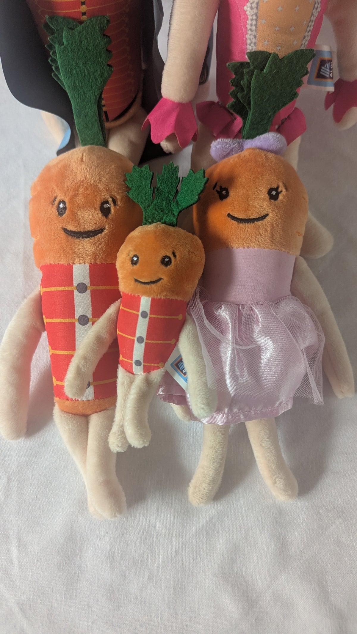 Kevin the Carrot & Family - Greatest Showman (2019) Plush Bundle