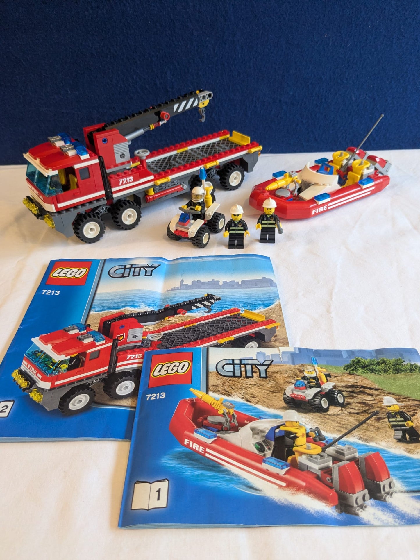 Lego City 7213 Off Road Fire Truck & Fire Boat