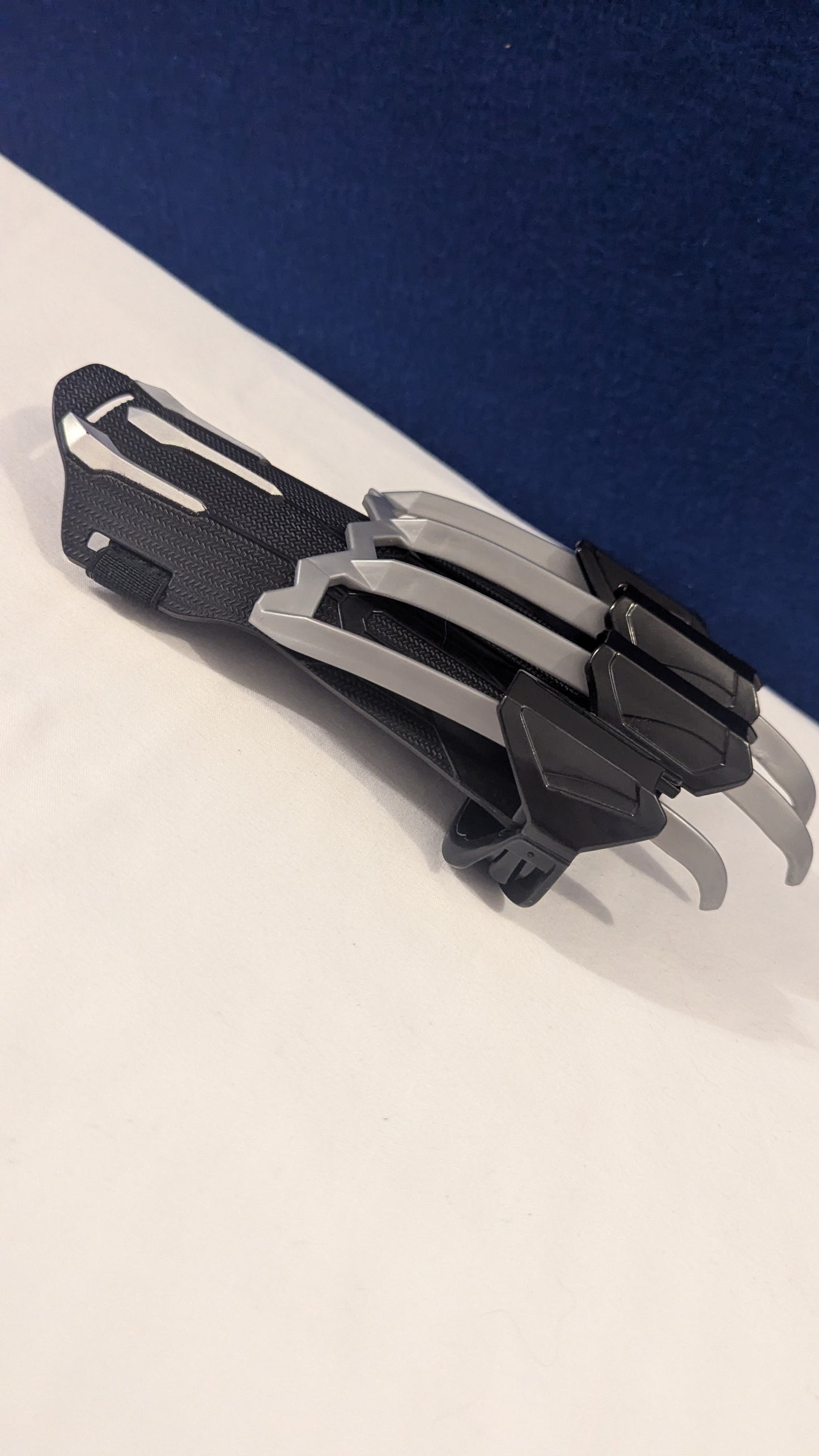 Hasbro Marvel Black Panther Slash Claw