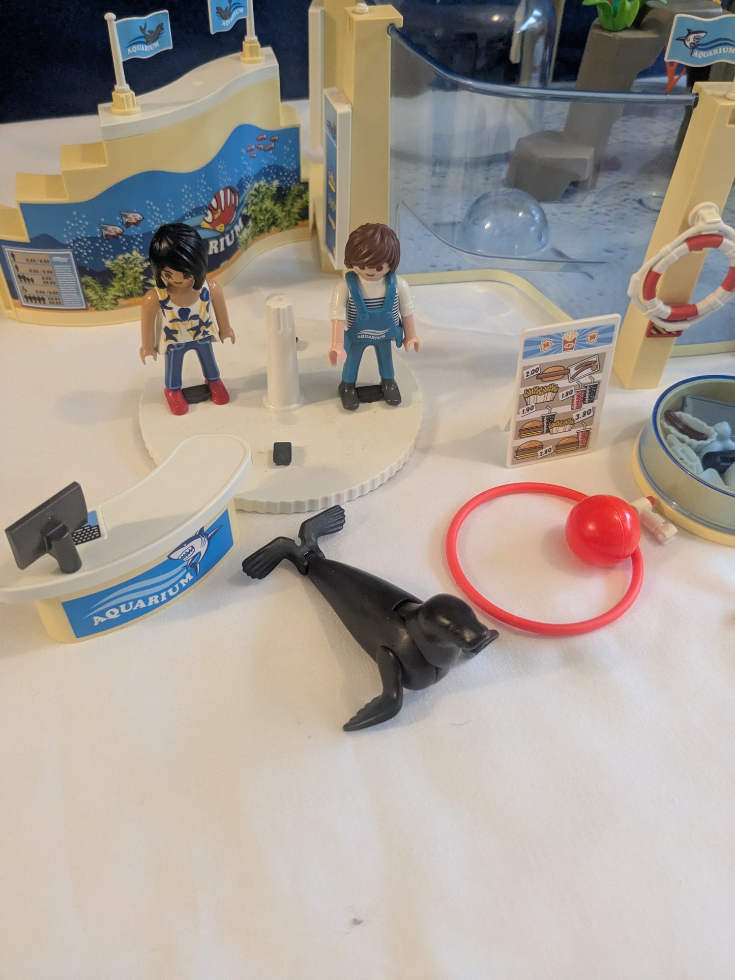 Playmobil 9060 Aquarium & 9061 Gift Shop