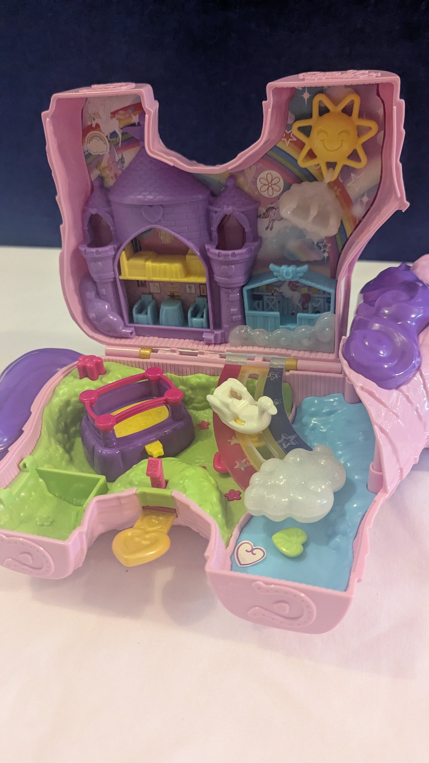 Mattel Polly Pocket Unicorn Party Playset GKL24