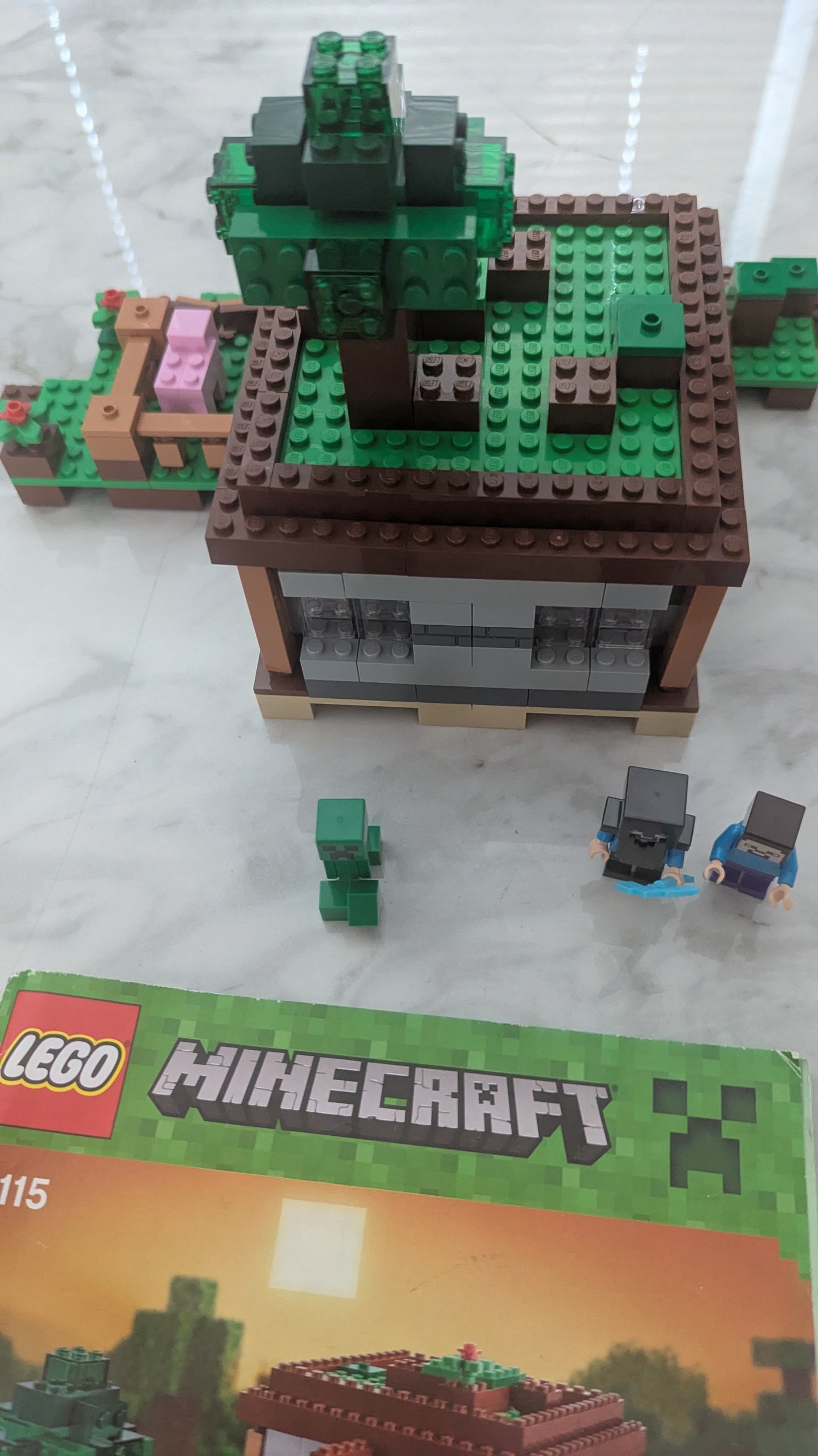 Lego Minecraft 21115 The First Night